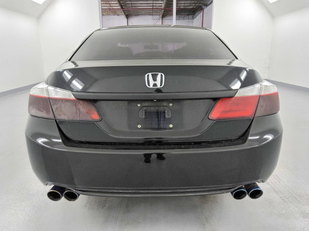 2013 Honda Accord Lx Черный vin: 1HGCR2F34DA243148