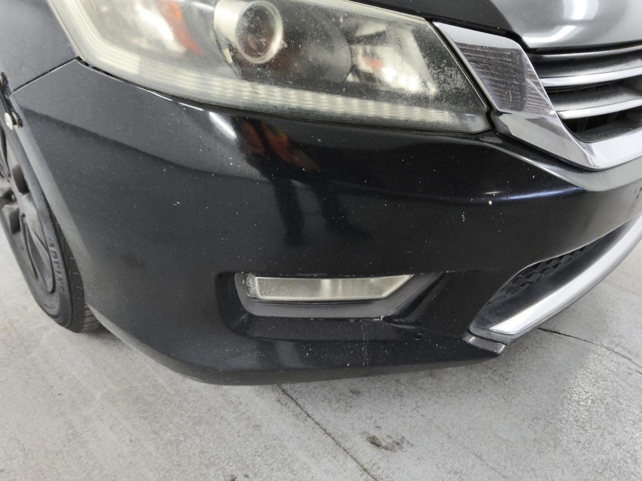 2013 Honda Accord Lx Черный vin: 1HGCR2F34DA243148 Damage: Front Bumper, Chipped, 10 Or More
