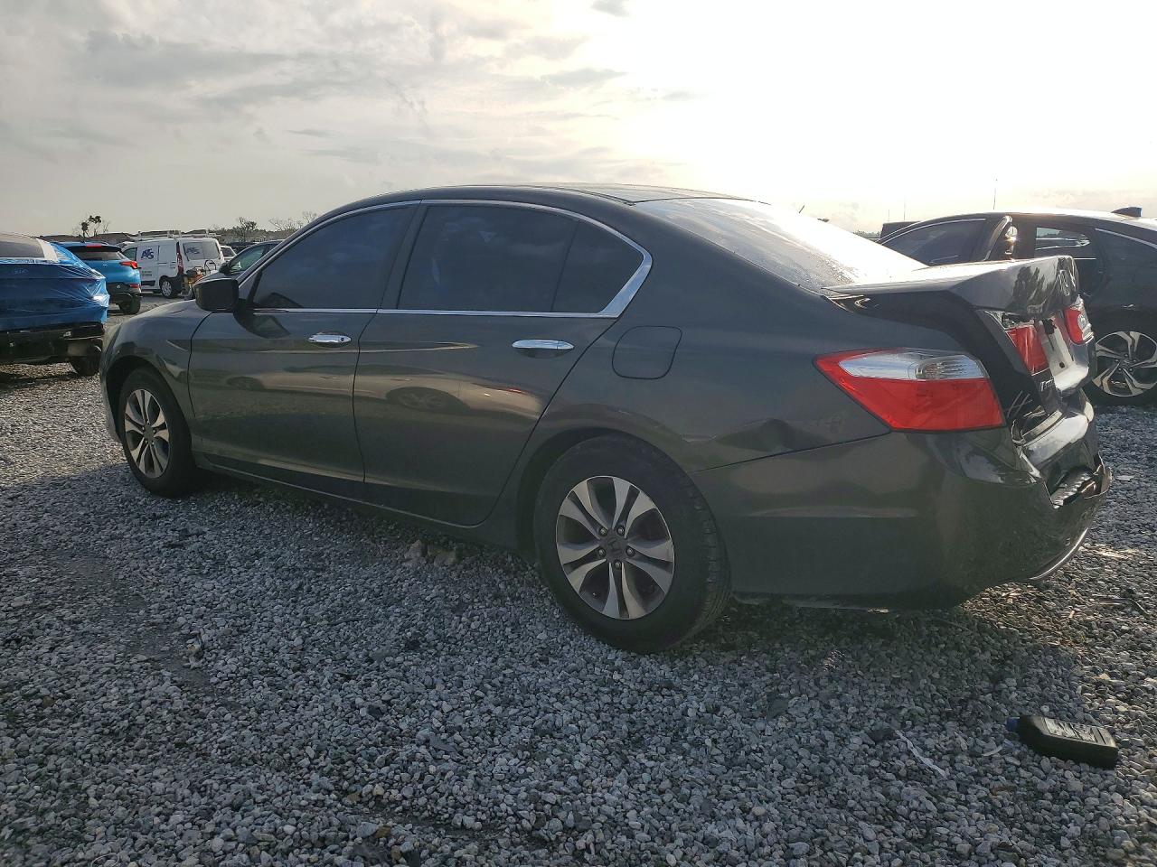 2013 Honda Accord Lx Green vin: 1HGCR2F34DA271516