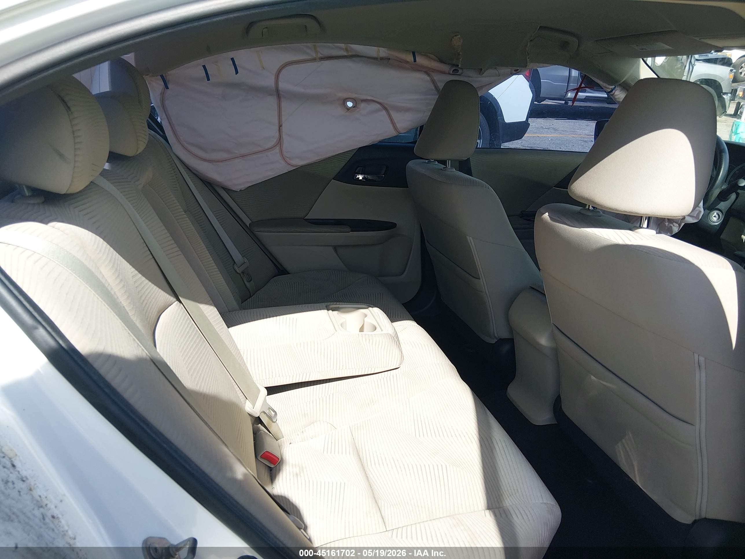 2014 Honda Accord Lx White vin: 1HGCR2F34EA004975