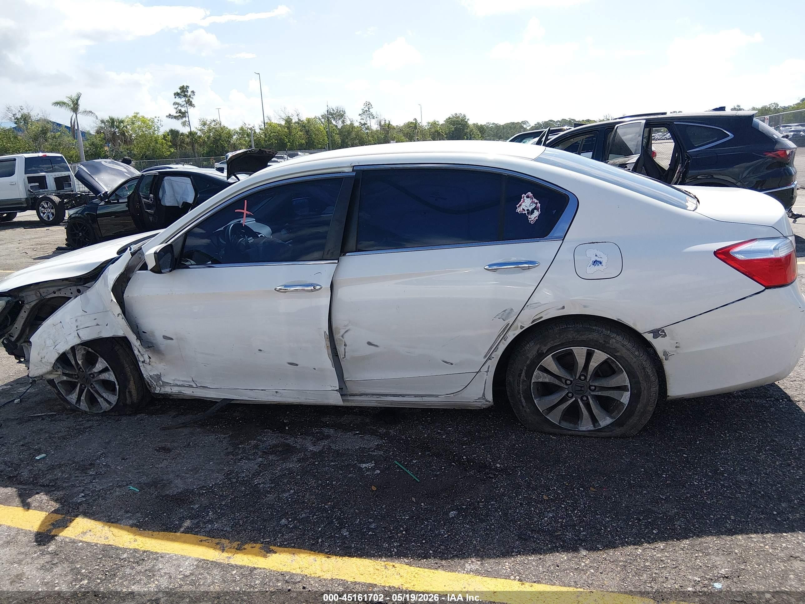 2014 Honda Accord Lx White vin: 1HGCR2F34EA004975