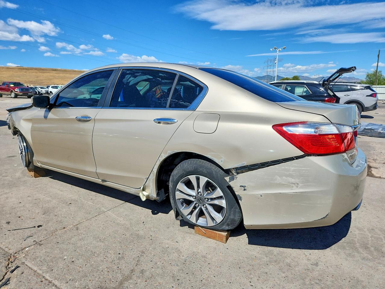 2014 Honda Accord Lx Gold vin: 1HGCR2F34EA027348