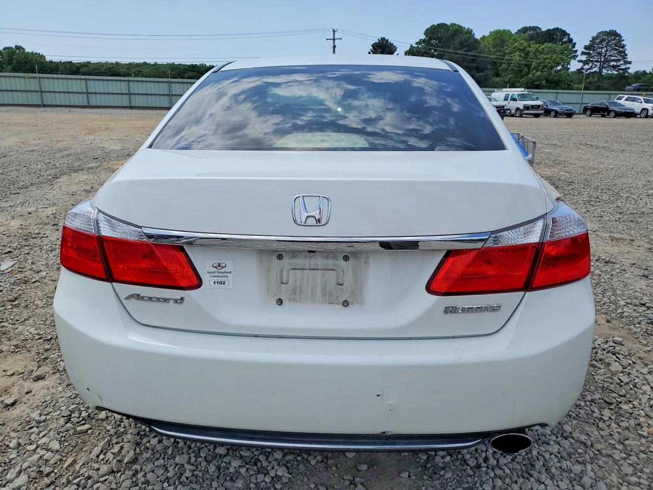 2014 Honda Accord Lx White vin: 1HGCR2F34EA044490