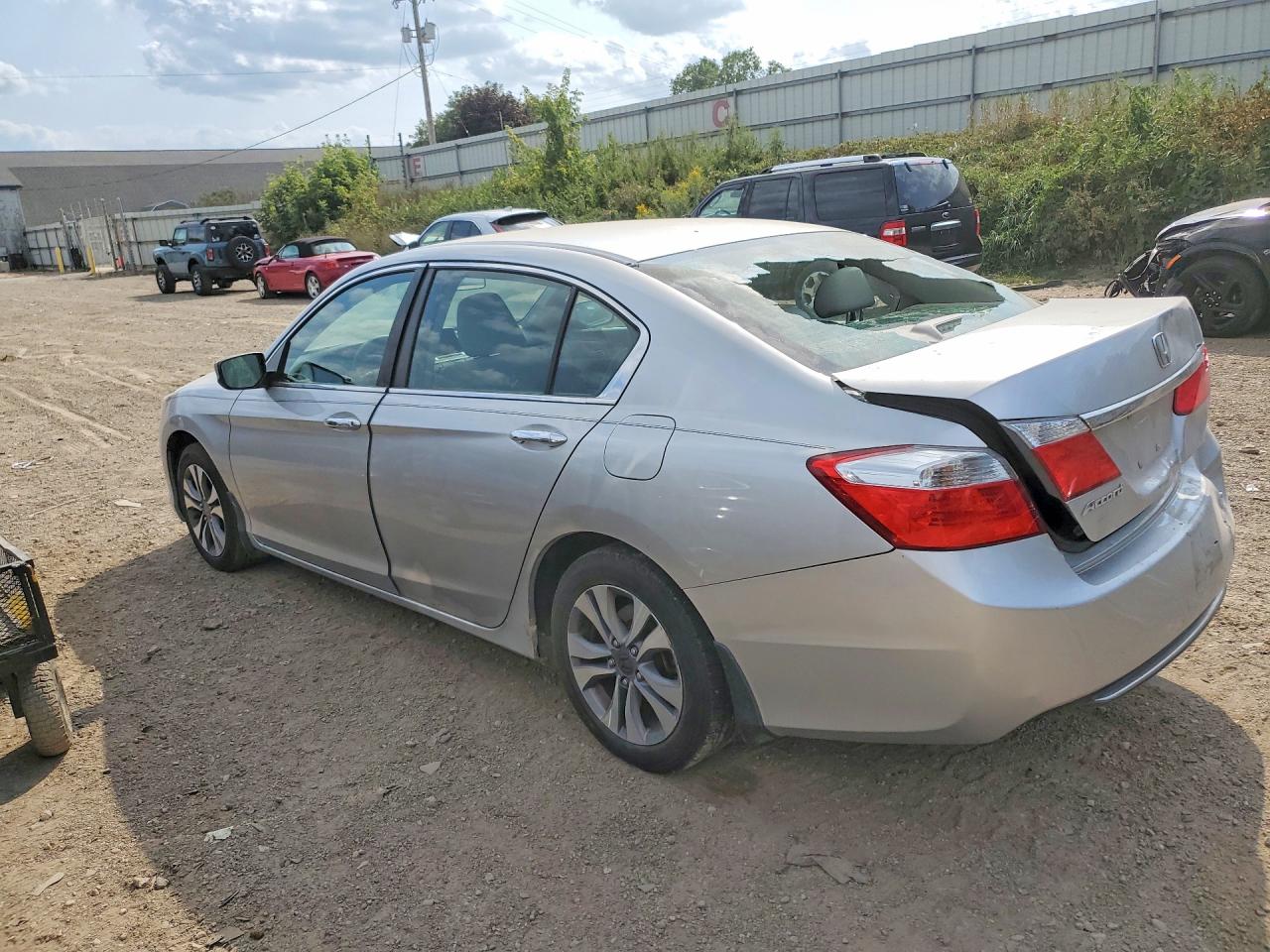 2014 Honda Accord Lx Silver vin: 1HGCR2F34EA056350
