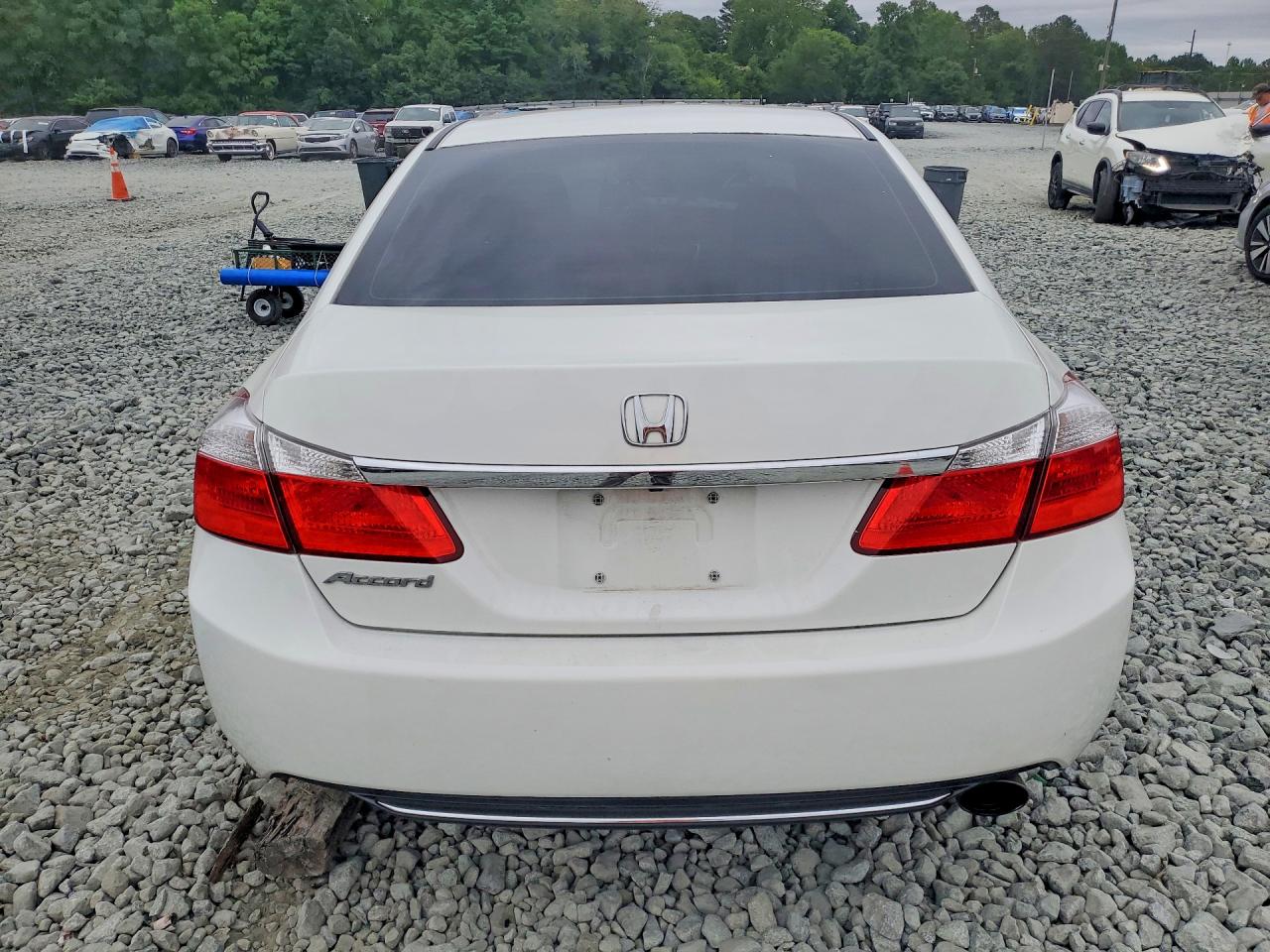 2014 Honda Accord Lx White vin: 1HGCR2F34EA078333