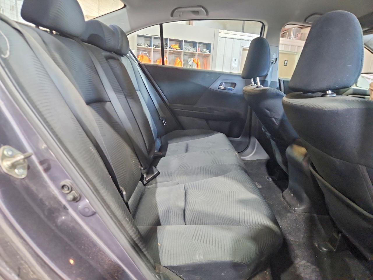 2015 Honda Accord Lx Gray vin: 1HGCR2F34FA039131