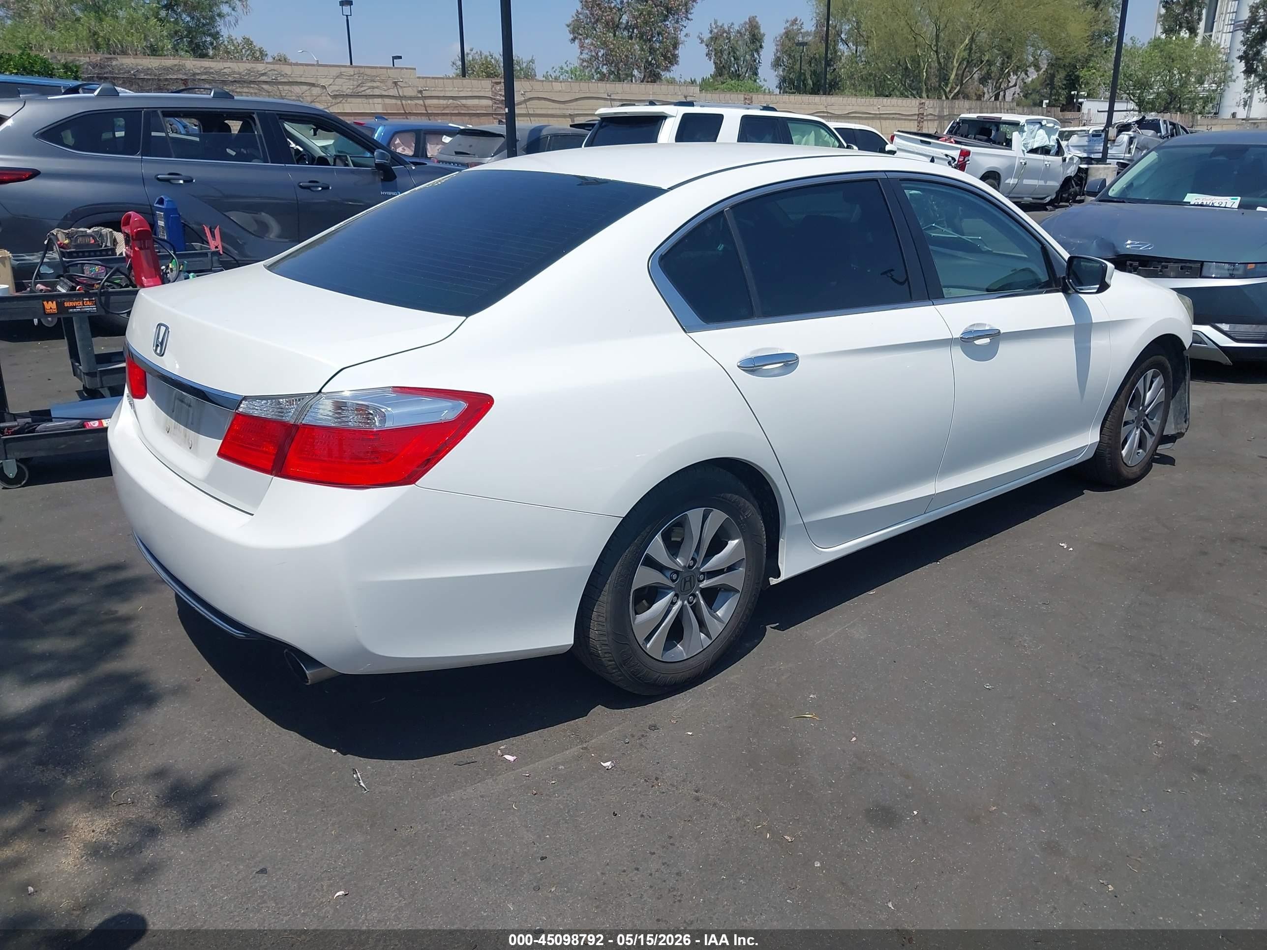 2015 Honda Accord Lx White vin: 1HGCR2F34FA094064