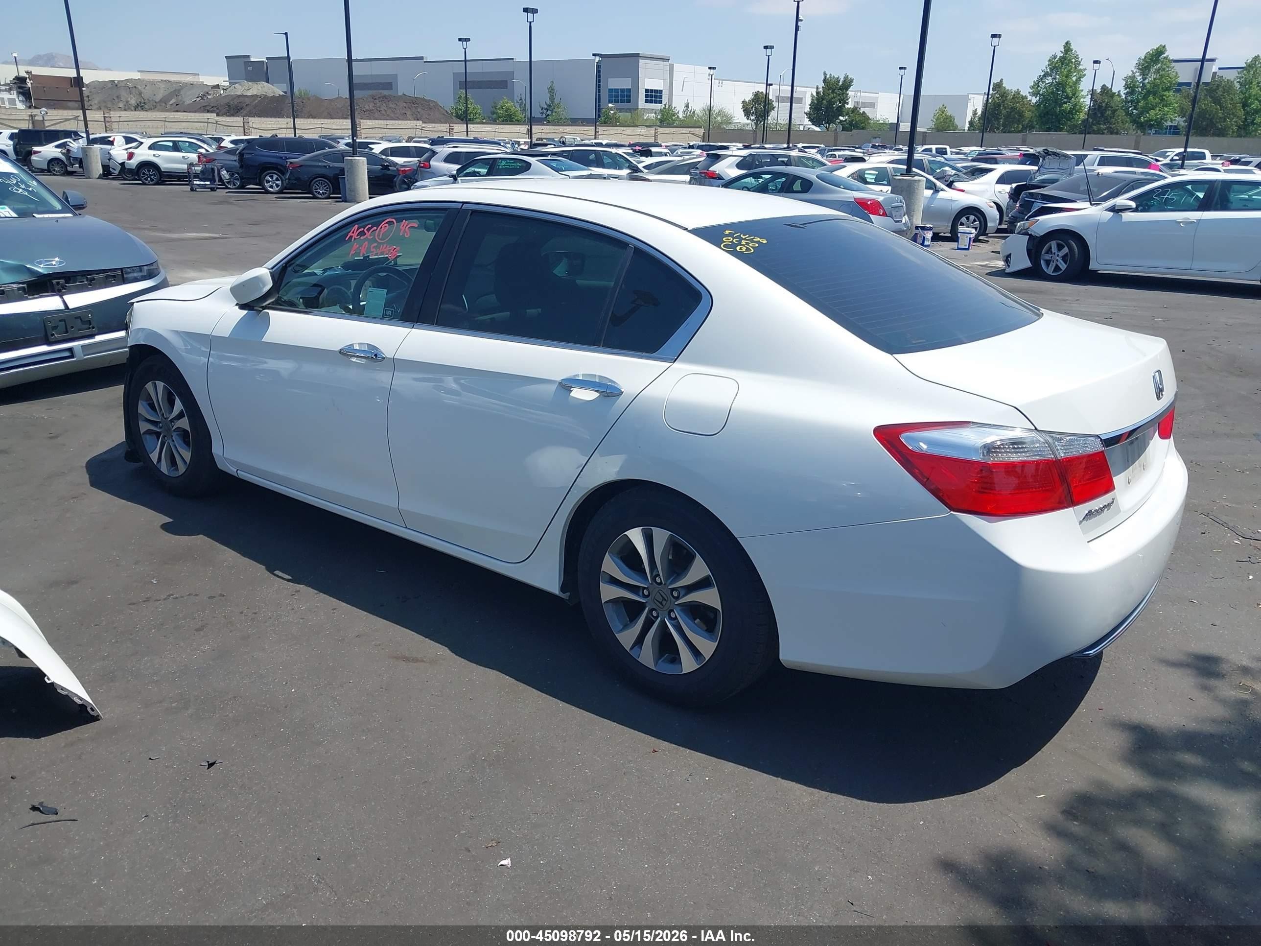2015 Honda Accord Lx White vin: 1HGCR2F34FA094064