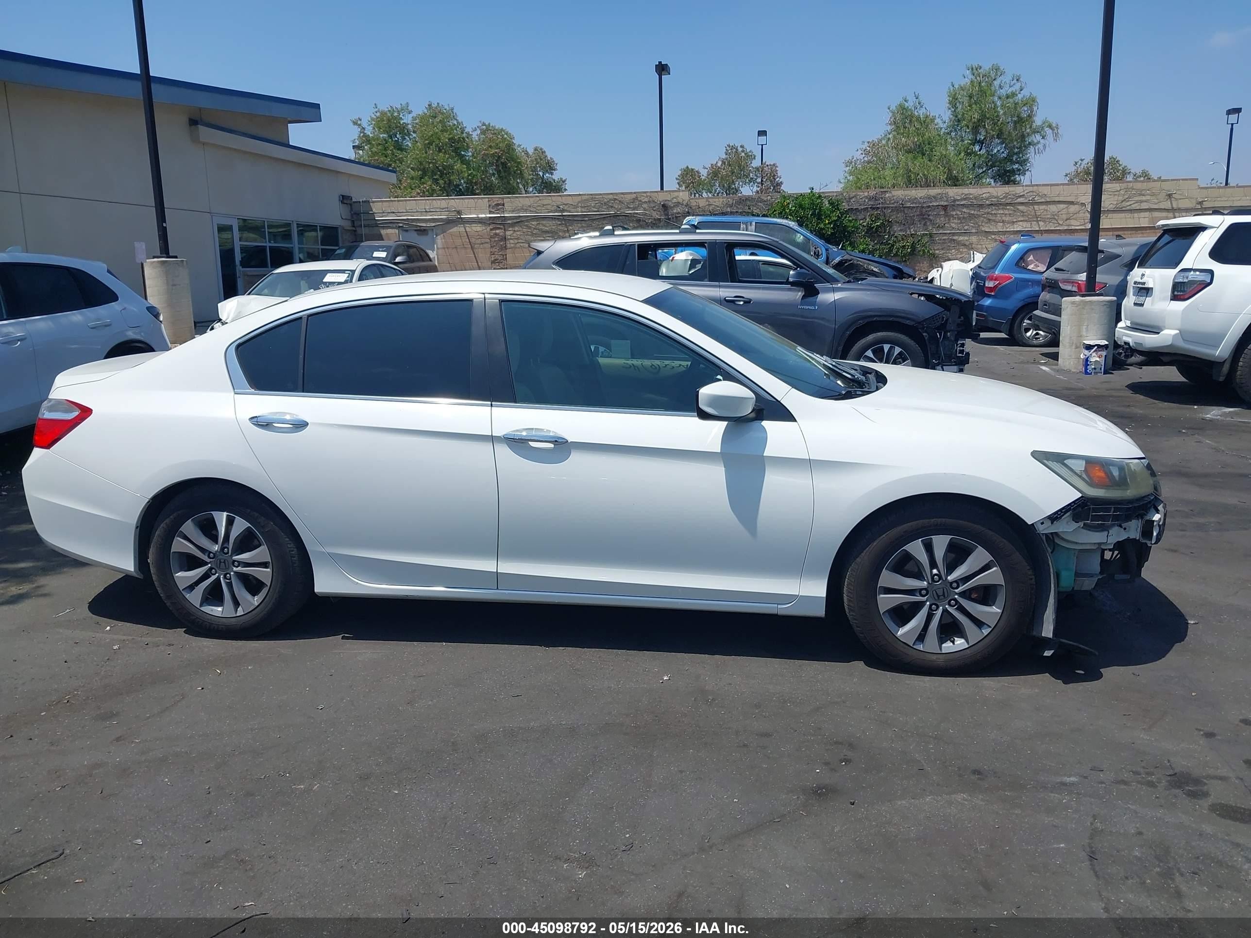 2015 Honda Accord Lx White vin: 1HGCR2F34FA094064