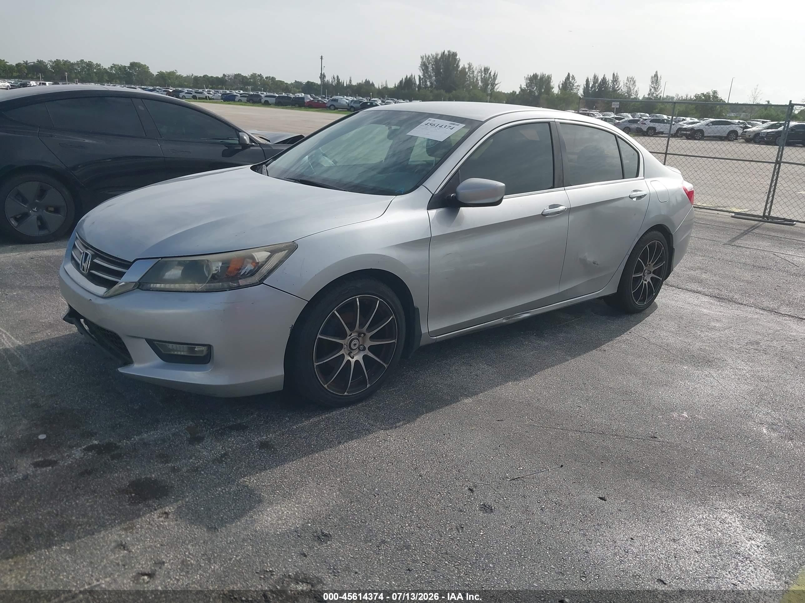 2015 Honda Accord Lx Silver vin: 1HGCR2F34FA115656