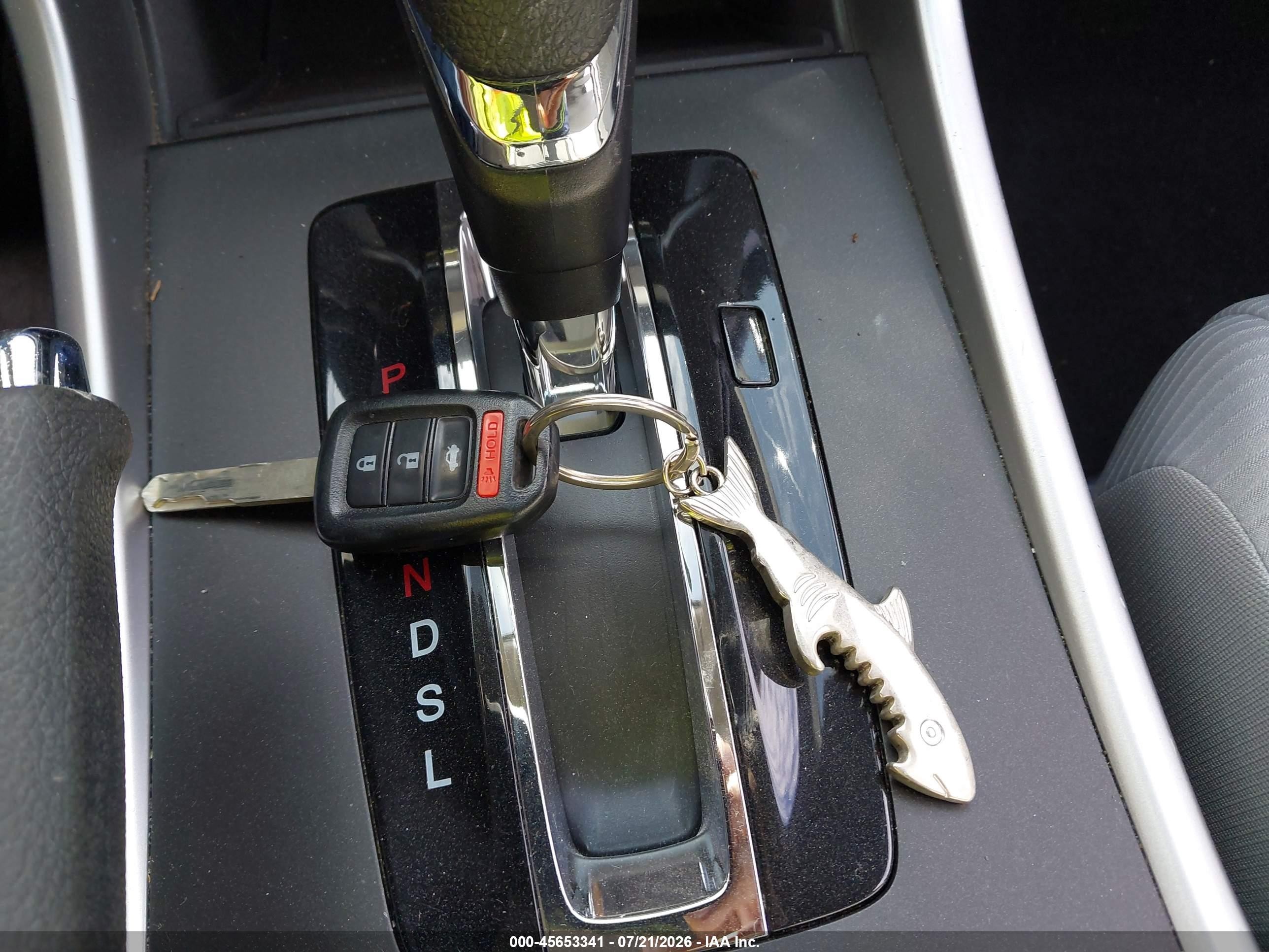 2015 Honda Accord Lx Silver vin: 1HGCR2F34FA119495