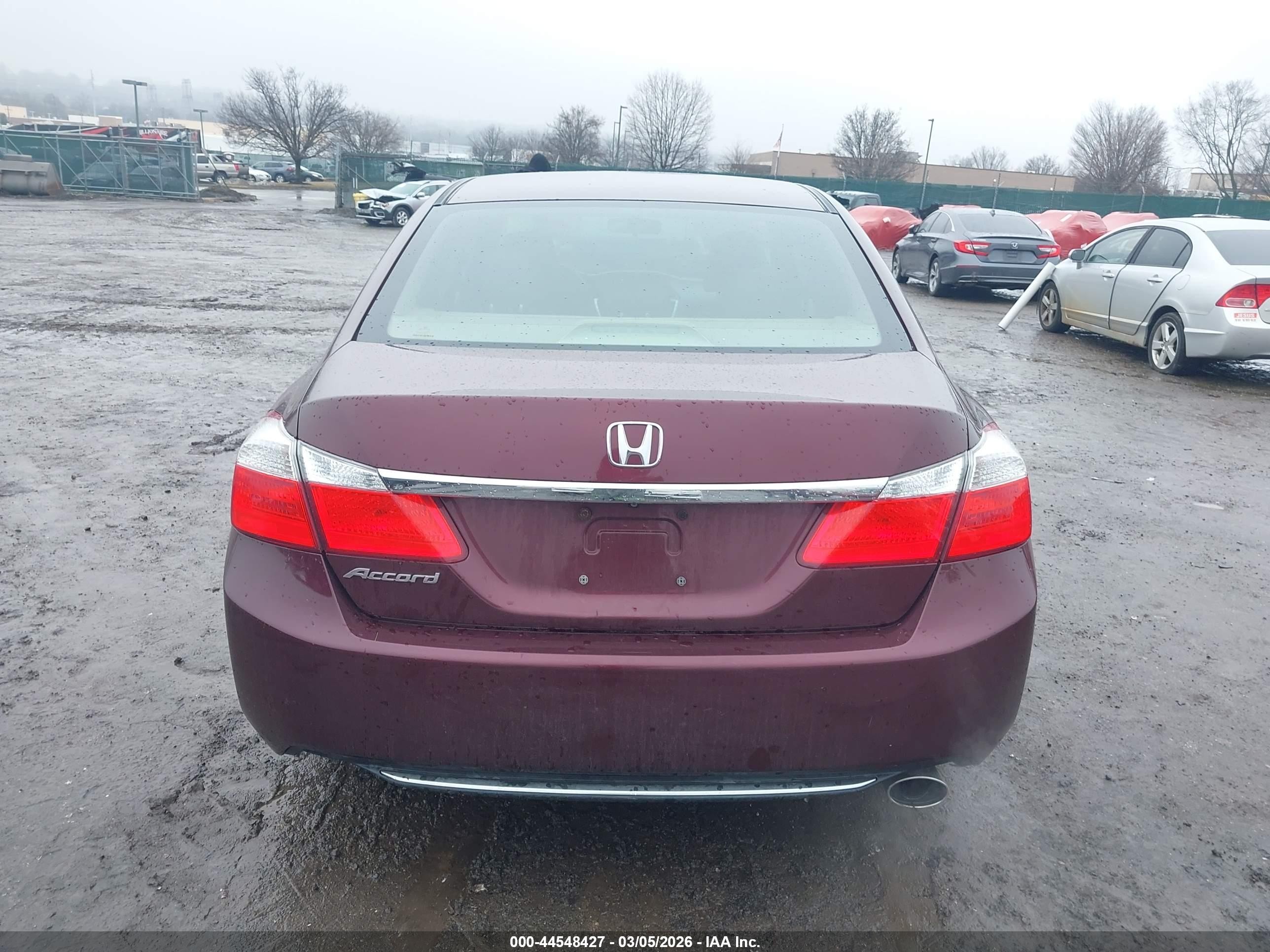 2015 Honda Accord Lx Burgundy vin: 1HGCR2F34FA153145