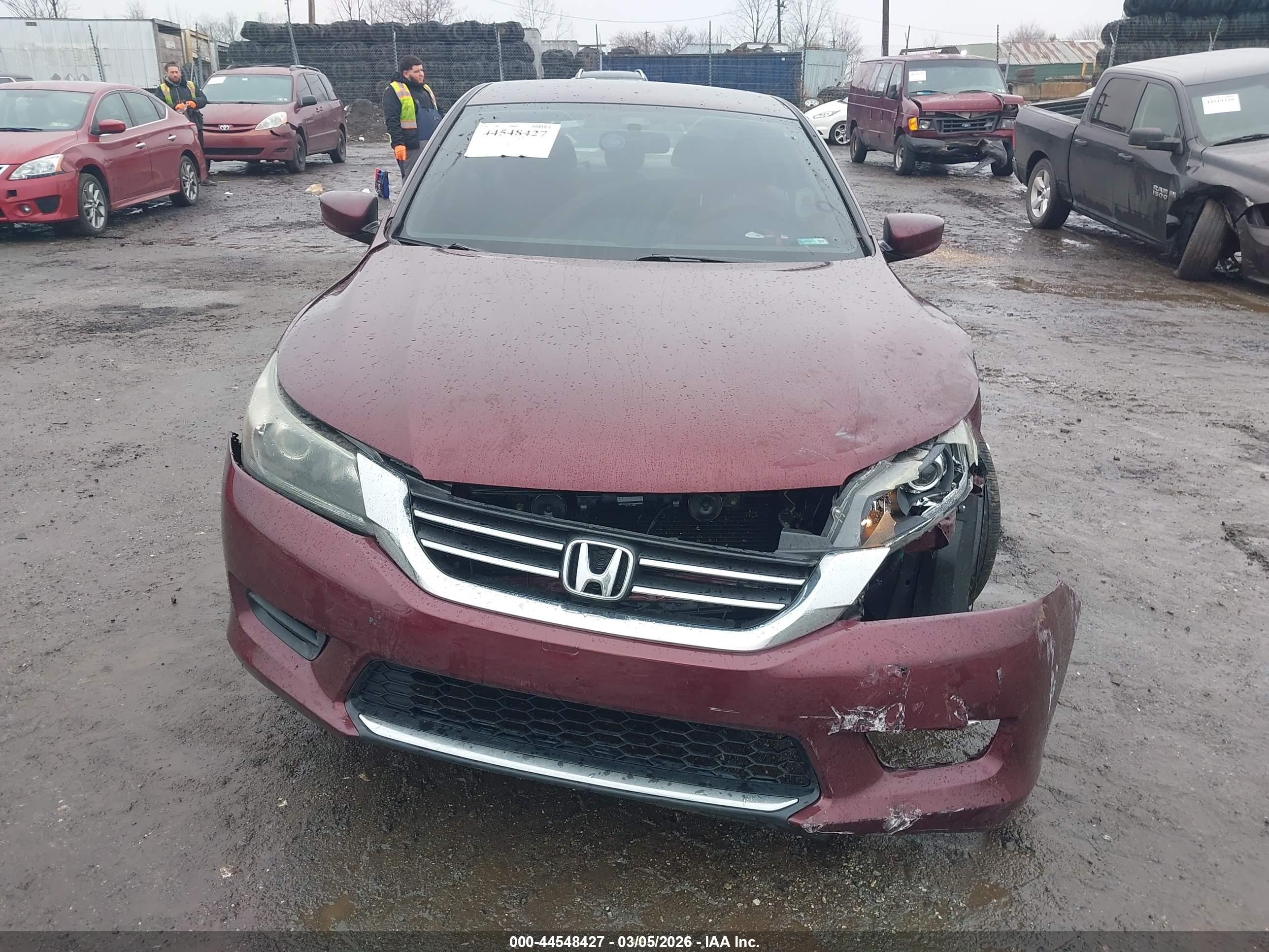 2015 Honda Accord Lx Burgundy vin: 1HGCR2F34FA153145
