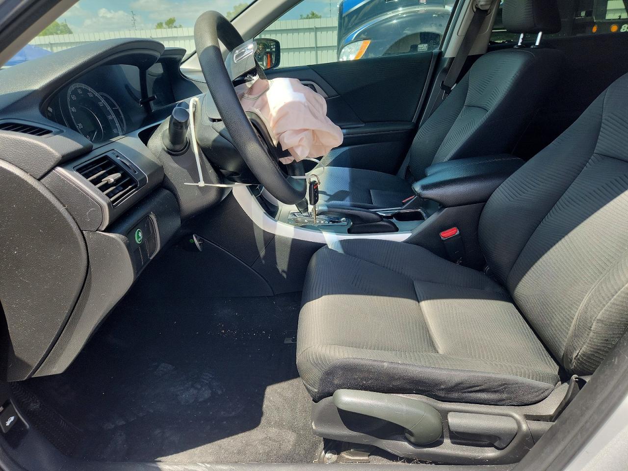 2015 Honda Accord Lx Silver vin: 1HGCR2F34FA154456