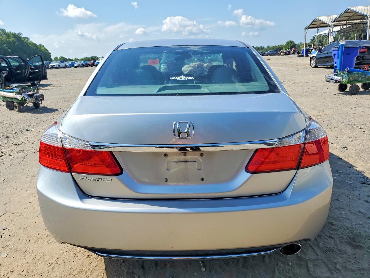 2015 Honda Accord Lx Silver vin: 1HGCR2F34FA170804