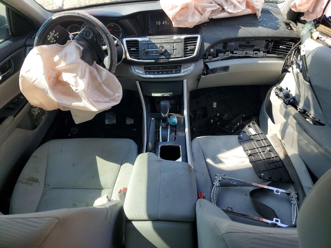 2015 Honda Accord Lx Silver vin: 1HGCR2F34FA170804