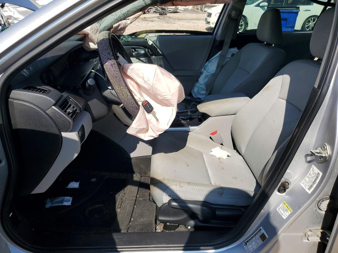 2015 Honda Accord Lx Silver vin: 1HGCR2F34FA170804