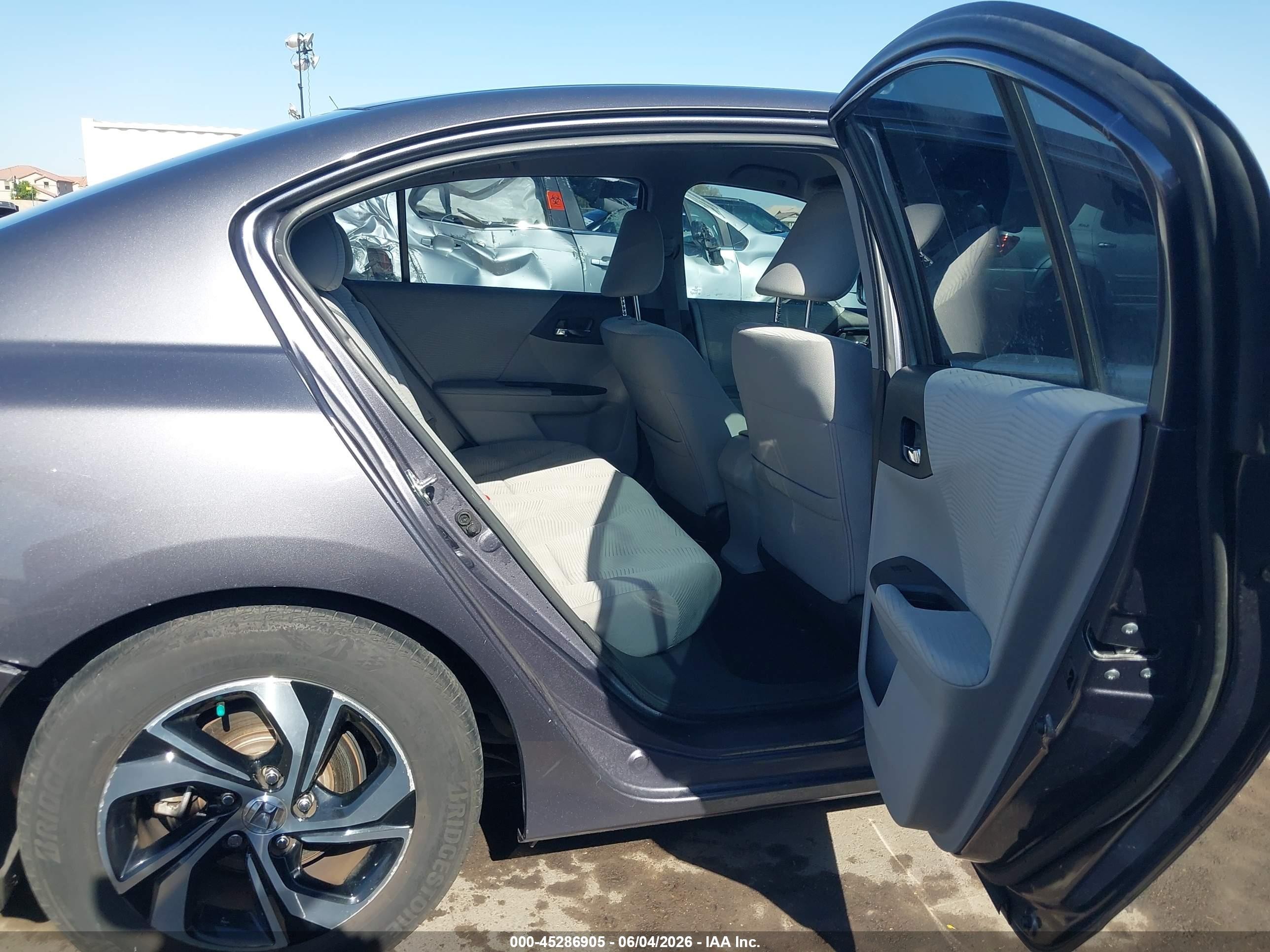 2016 Honda Accord Lx Gray vin: 1HGCR2F34GA017437