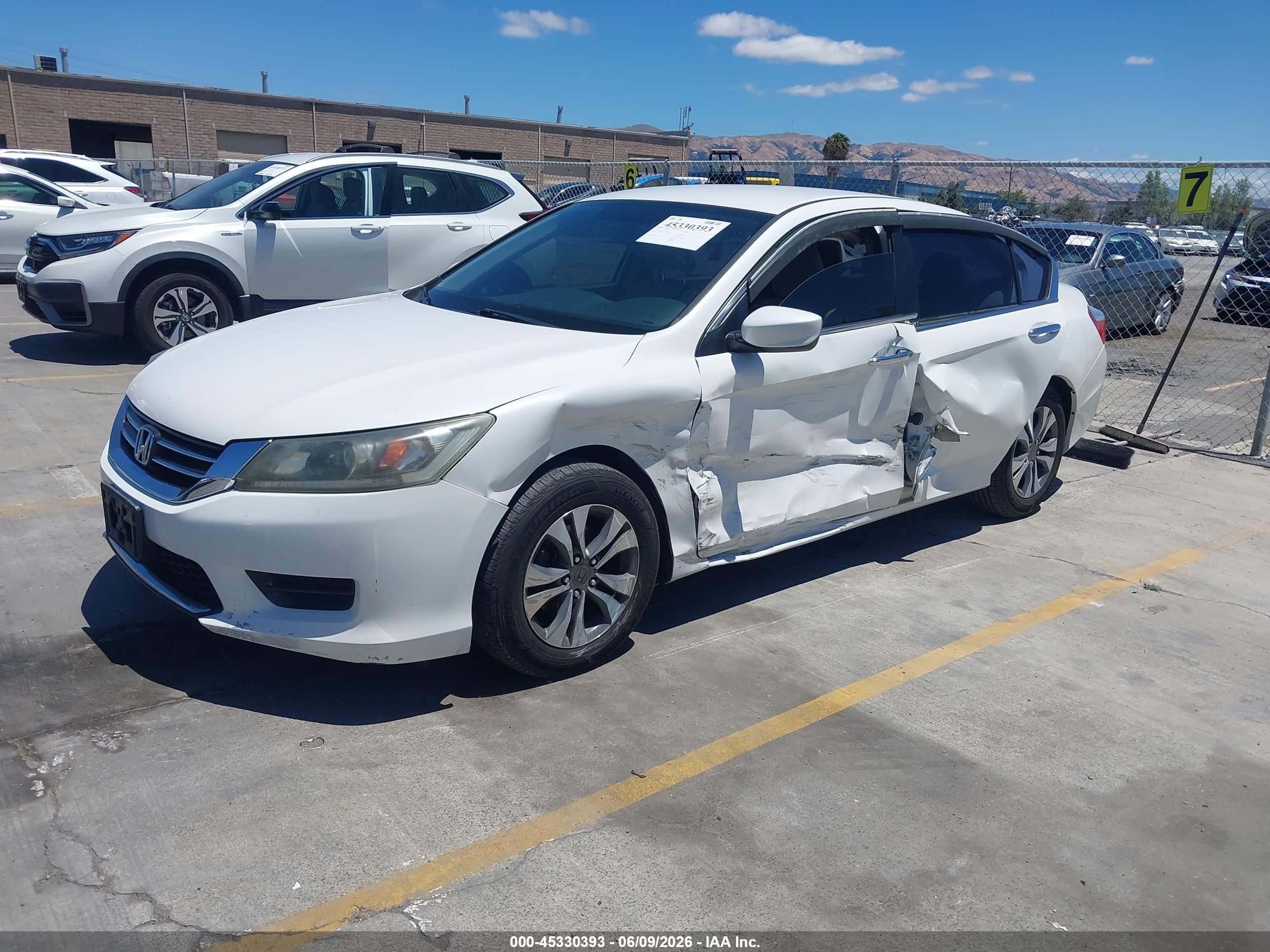 2013 Honda Accord Lx Белый vin: 1HGCR2F35DA006166