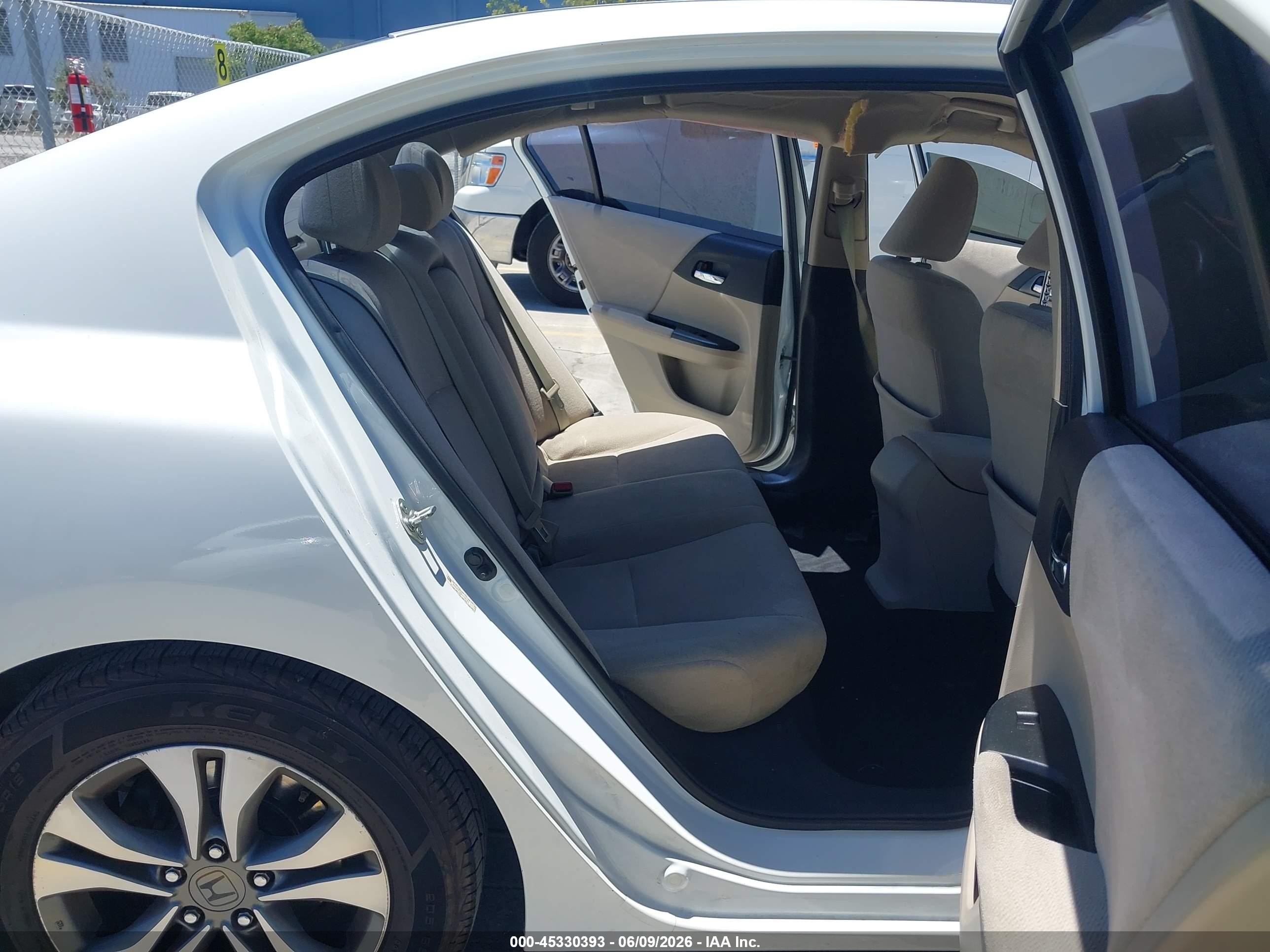 2013 Honda Accord Lx Белый vin: 1HGCR2F35DA006166