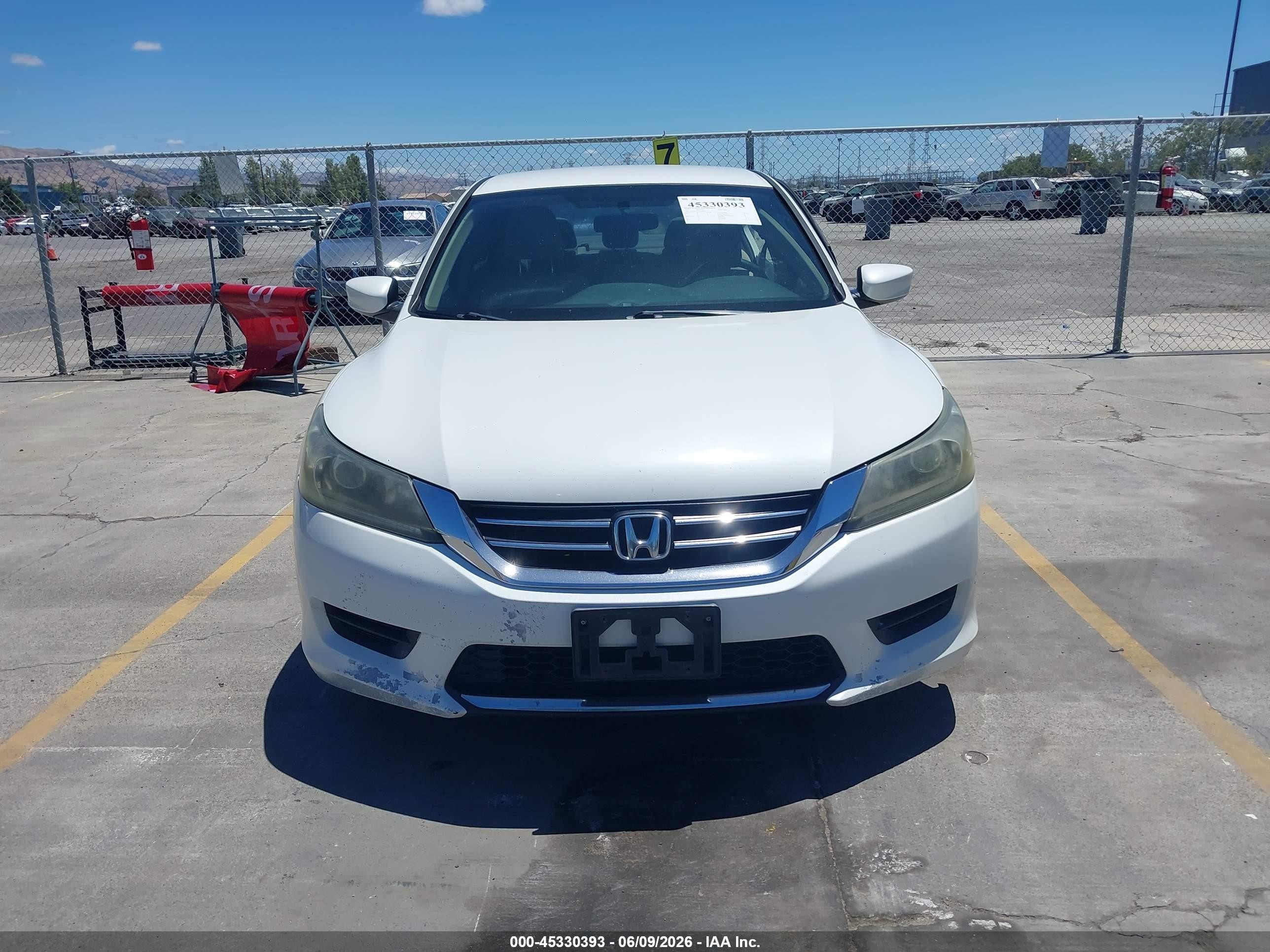 2013 Honda Accord Lx Белый vin: 1HGCR2F35DA006166