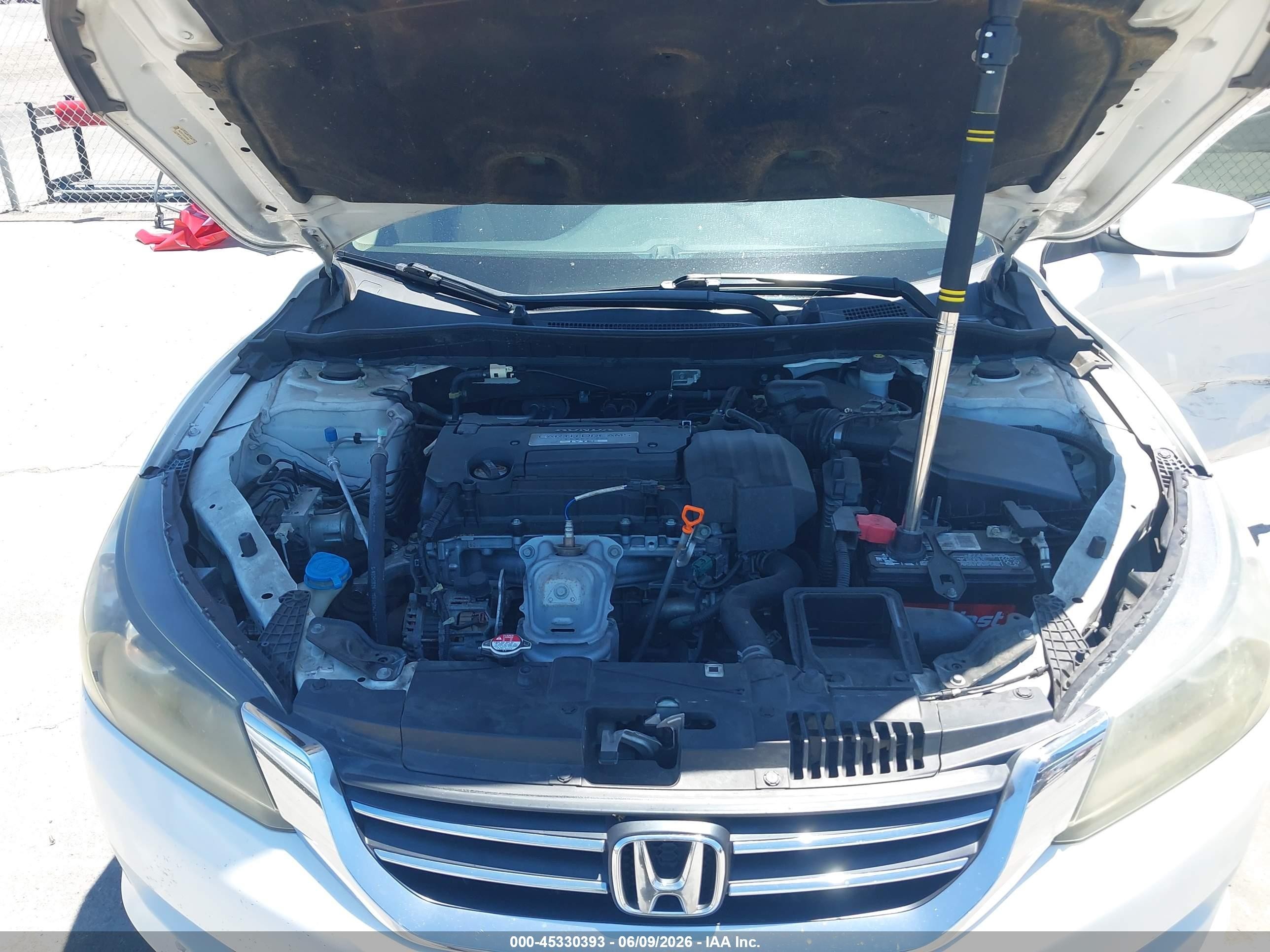 2013 Honda Accord Lx Белый vin: 1HGCR2F35DA006166