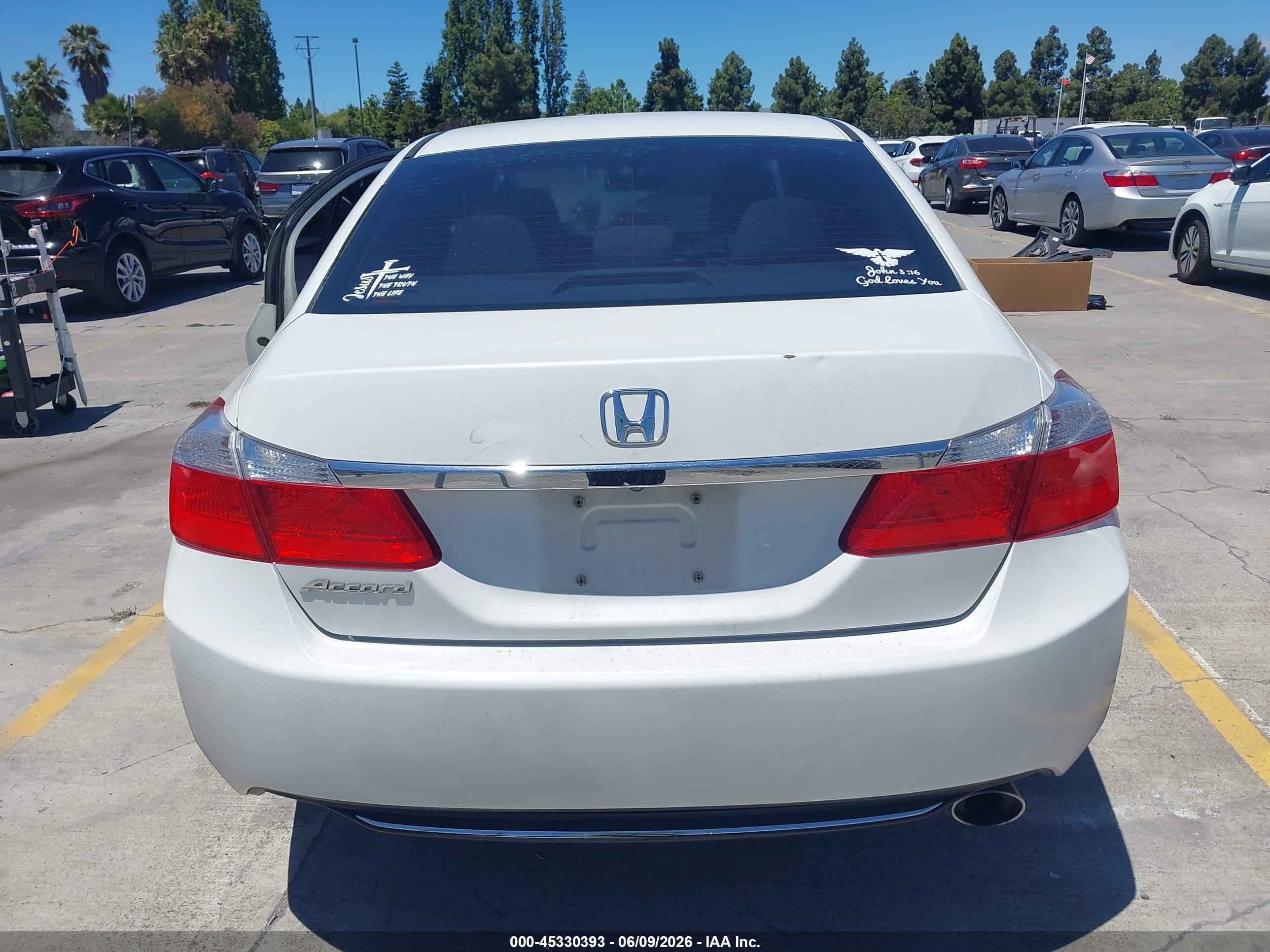 2013 Honda Accord Lx Белый vin: 1HGCR2F35DA006166