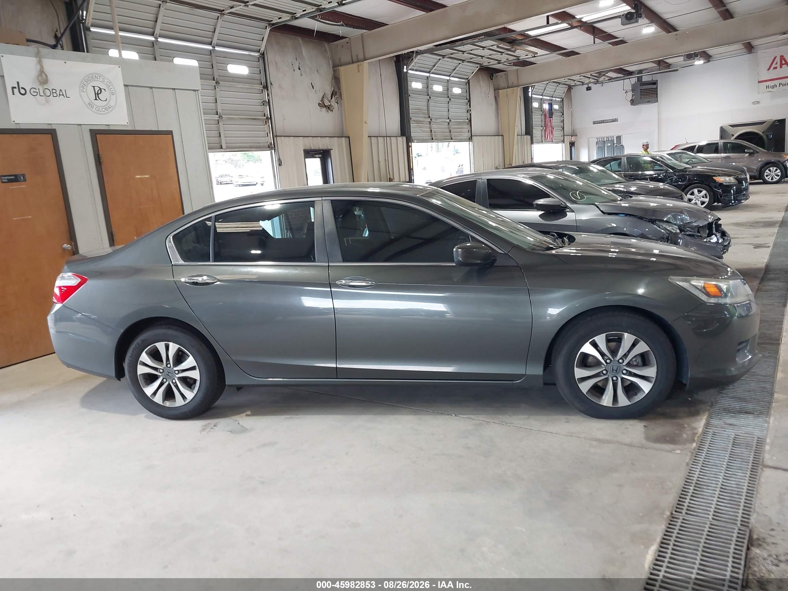 2013 Honda Accord Lx Gray vin: 1HGCR2F35DA031956