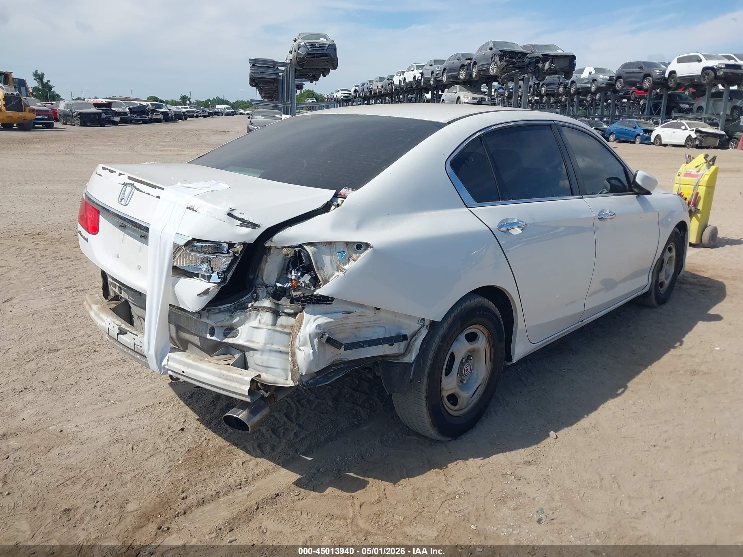 2013 Honda Accord Lx White vin: 1HGCR2F35DA073379