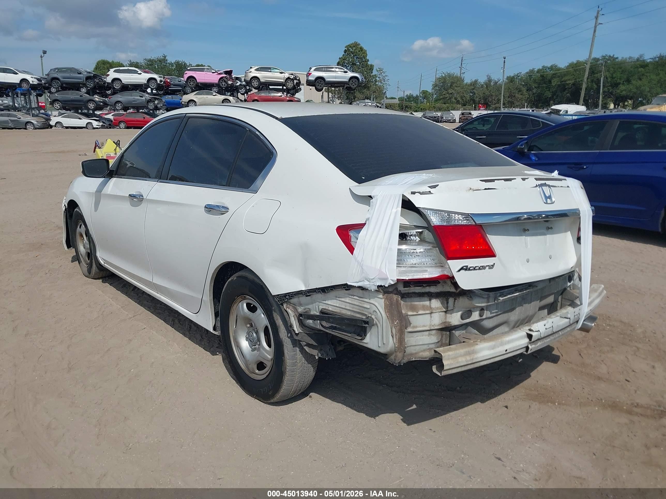 2013 Honda Accord Lx White vin: 1HGCR2F35DA073379