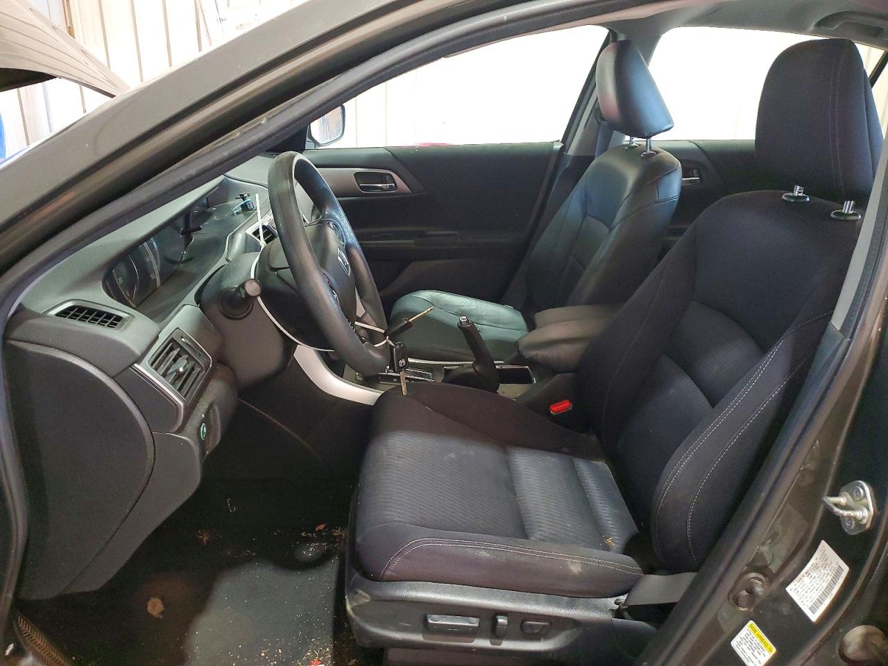 2013 Honda Accord Lx Gray vin: 1HGCR2F35DA088562
