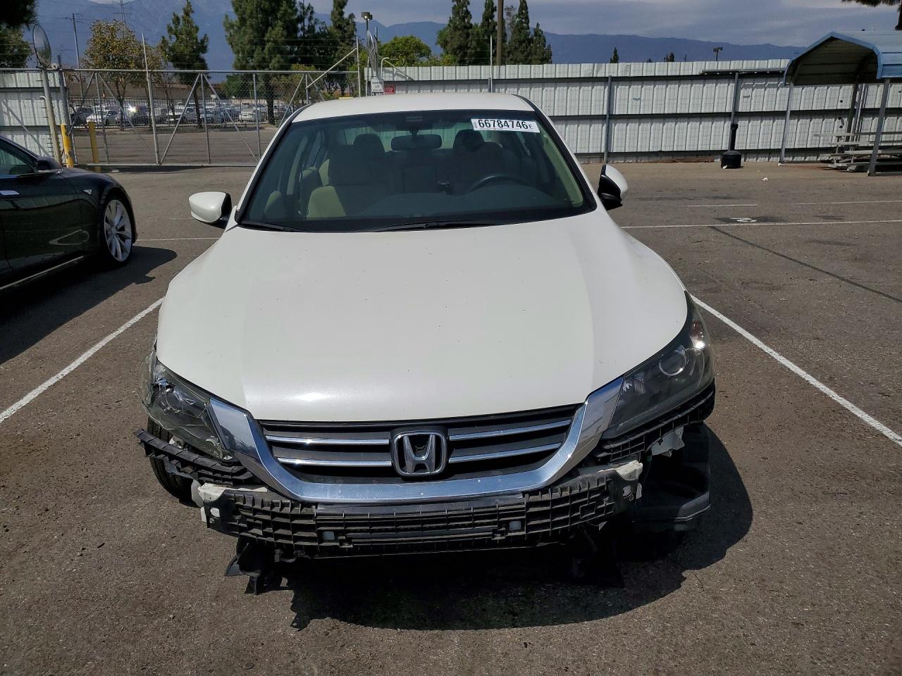 2013 Honda Accord Lx Белый vin: 1HGCR2F35DA127487