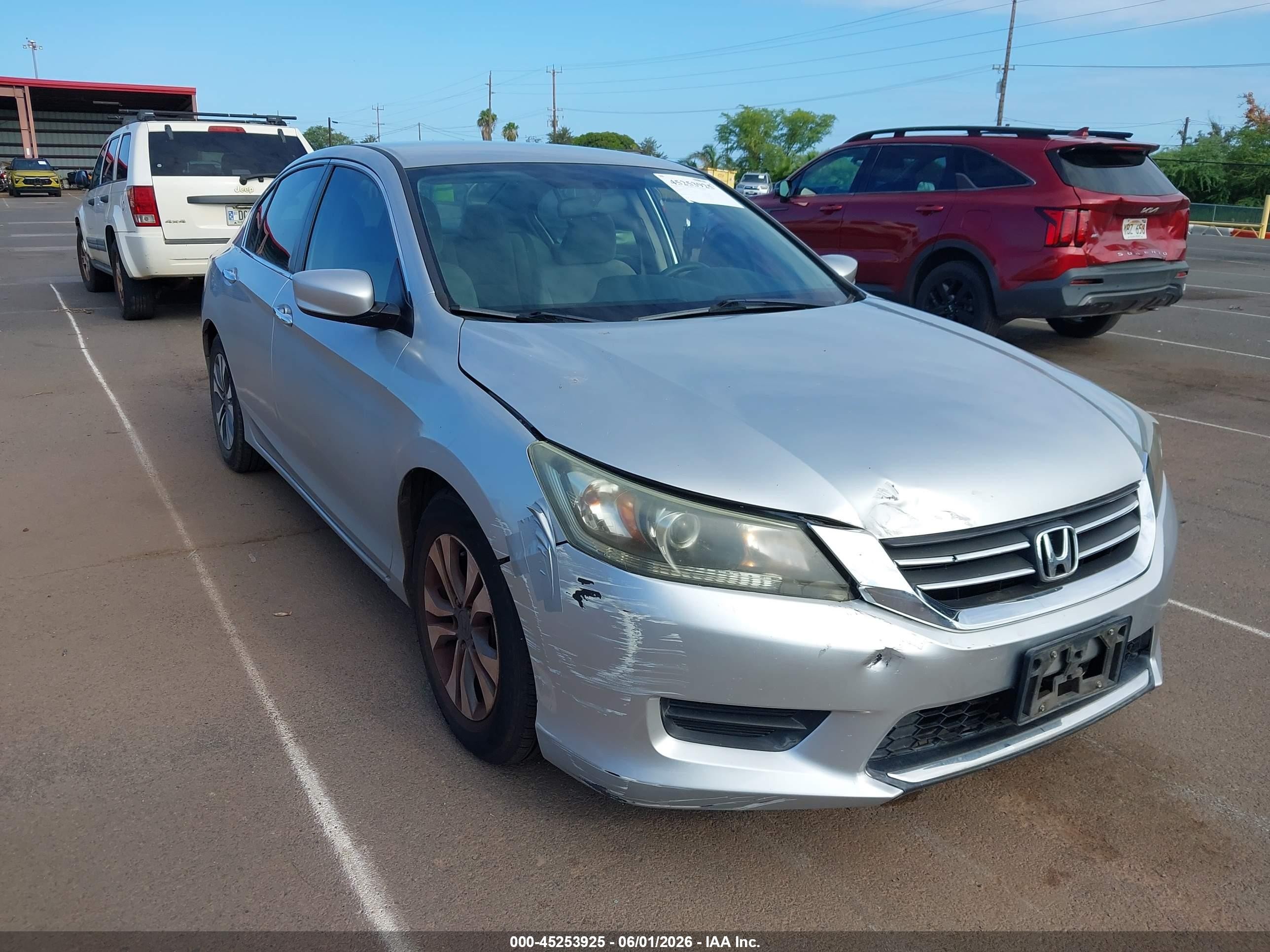 2013 Honda Accord Lx Silver vin: 1HGCR2F35DA132253