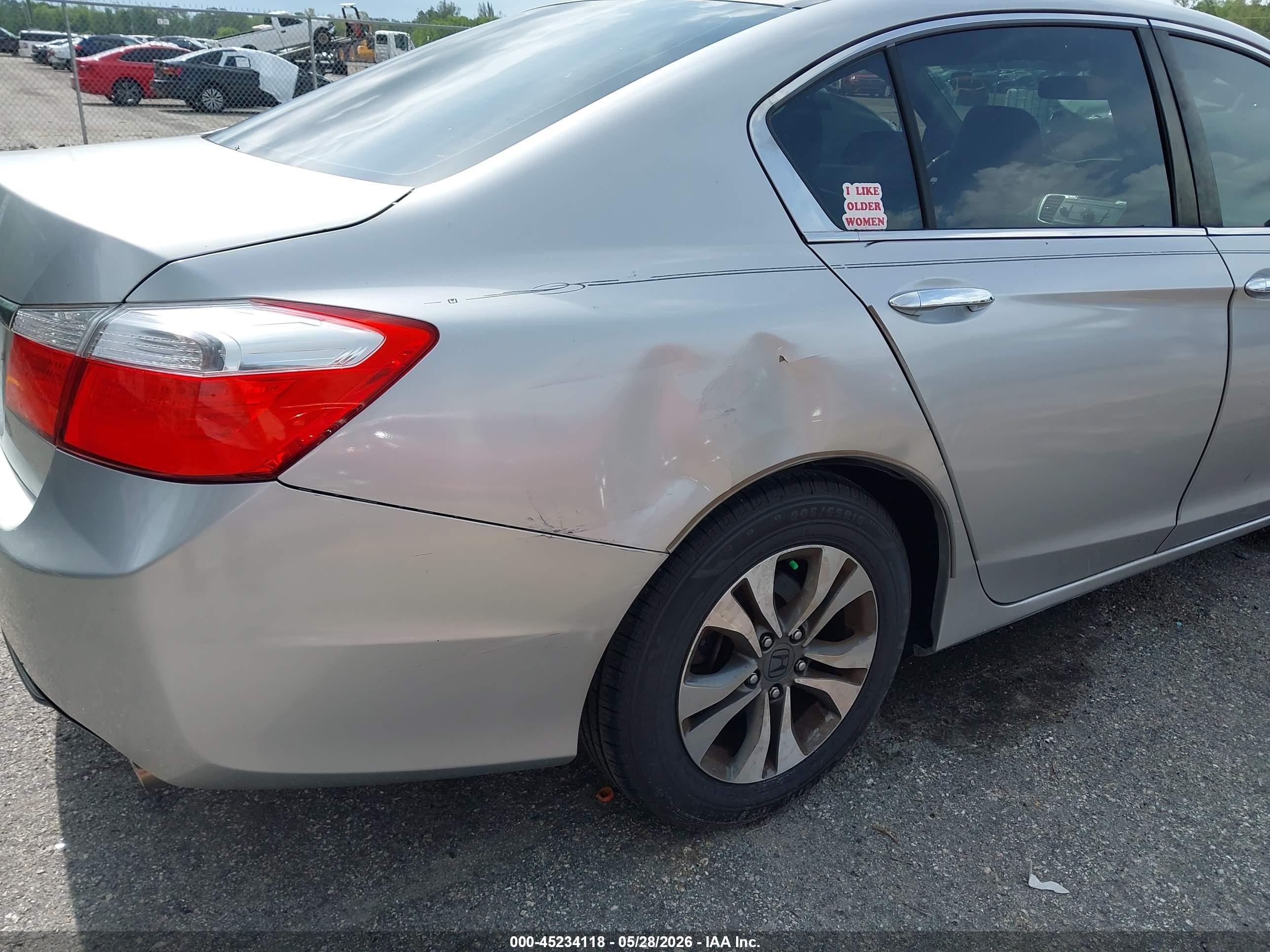 2013 Honda Accord Lx Silver vin: 1HGCR2F35DA154236
