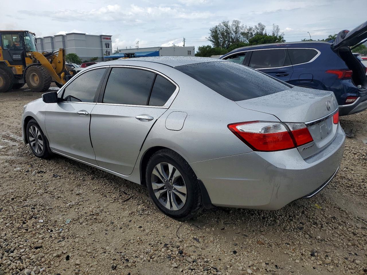 2013 Honda Accord Lx Silver vin: 1HGCR2F35DA166029