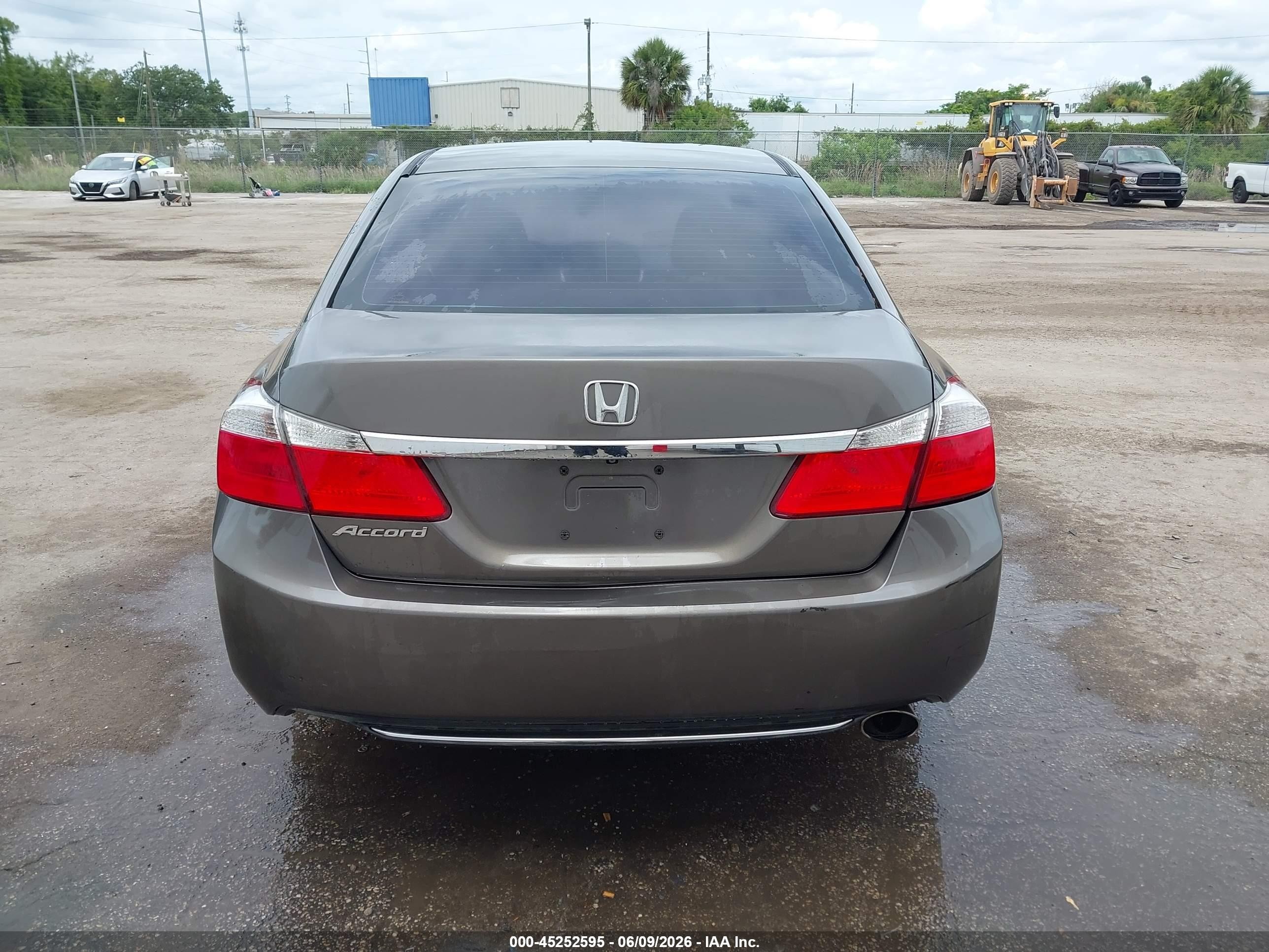 2013 Honda Accord Lx Gray vin: 1HGCR2F35DA171229