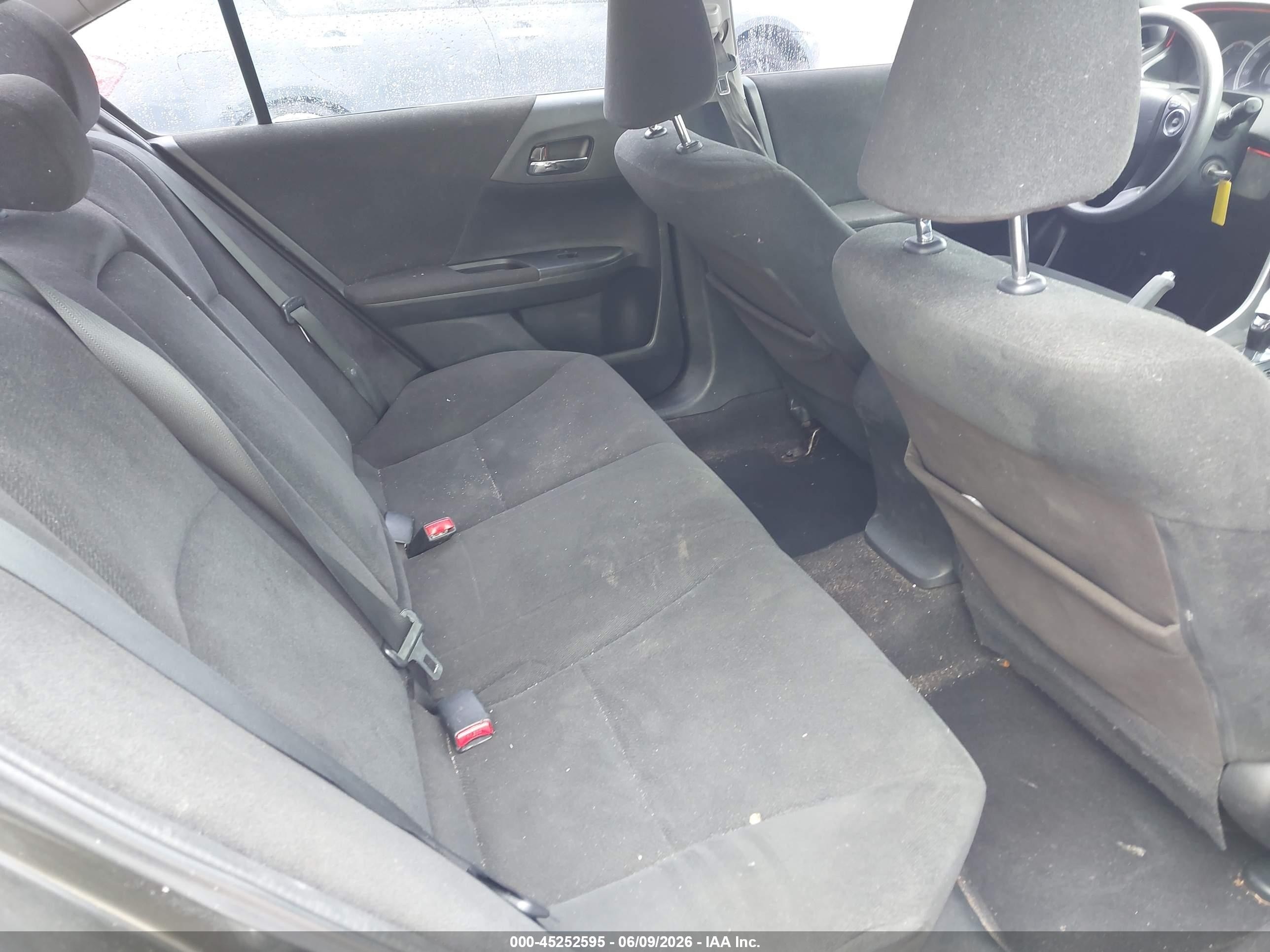 2013 Honda Accord Lx Gray vin: 1HGCR2F35DA171229
