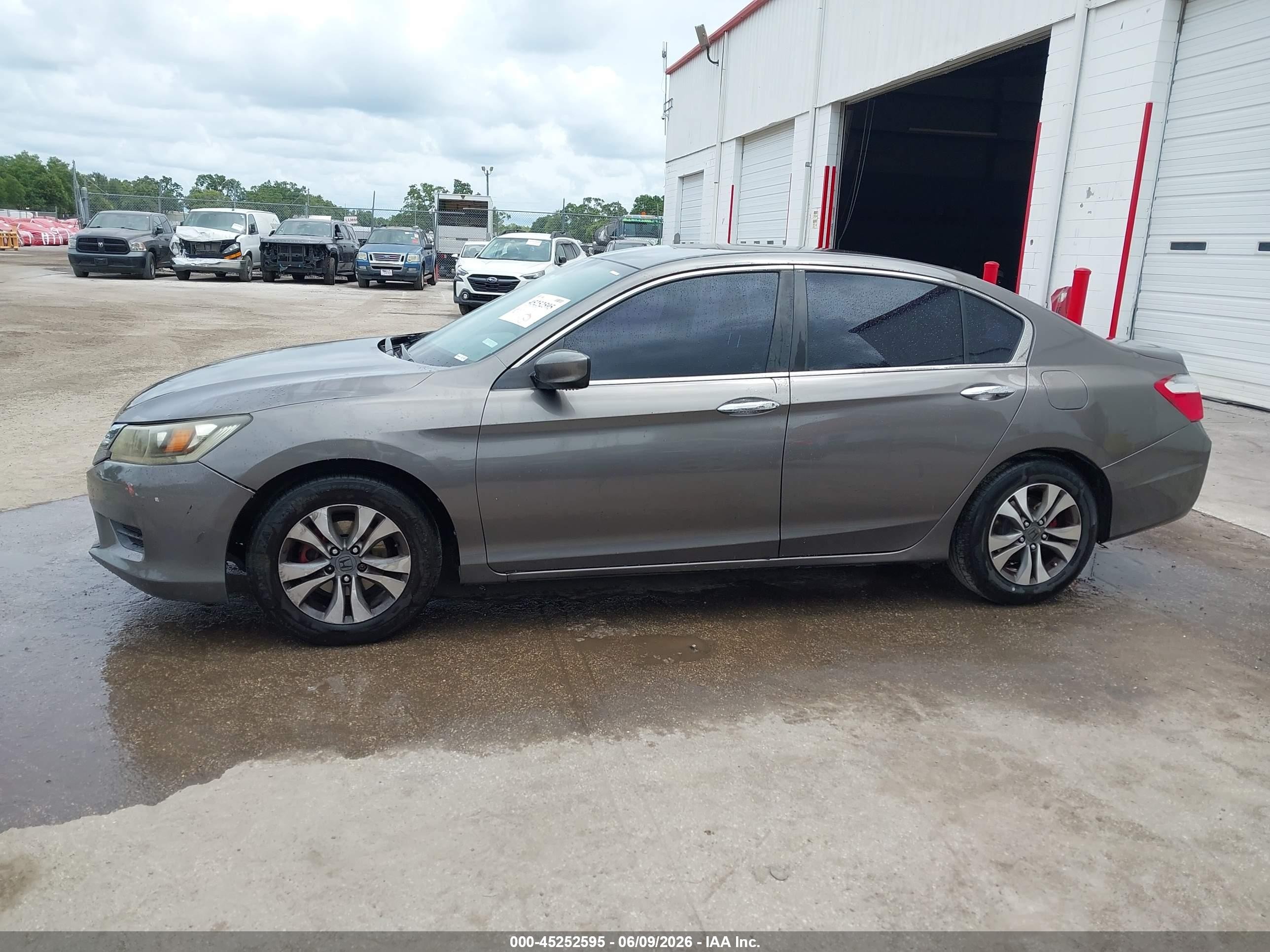 2013 Honda Accord Lx Gray vin: 1HGCR2F35DA171229
