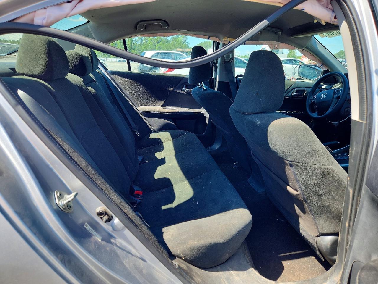 2013 Honda Accord Lx Silver vin: 1HGCR2F35DA187057