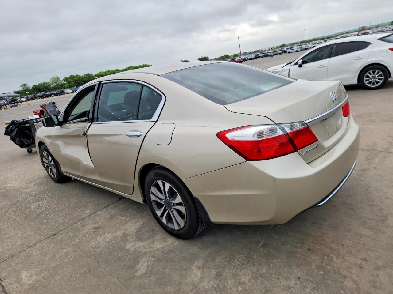 2013 Honda Accord Lx Tan vin: 1HGCR2F35DA199483