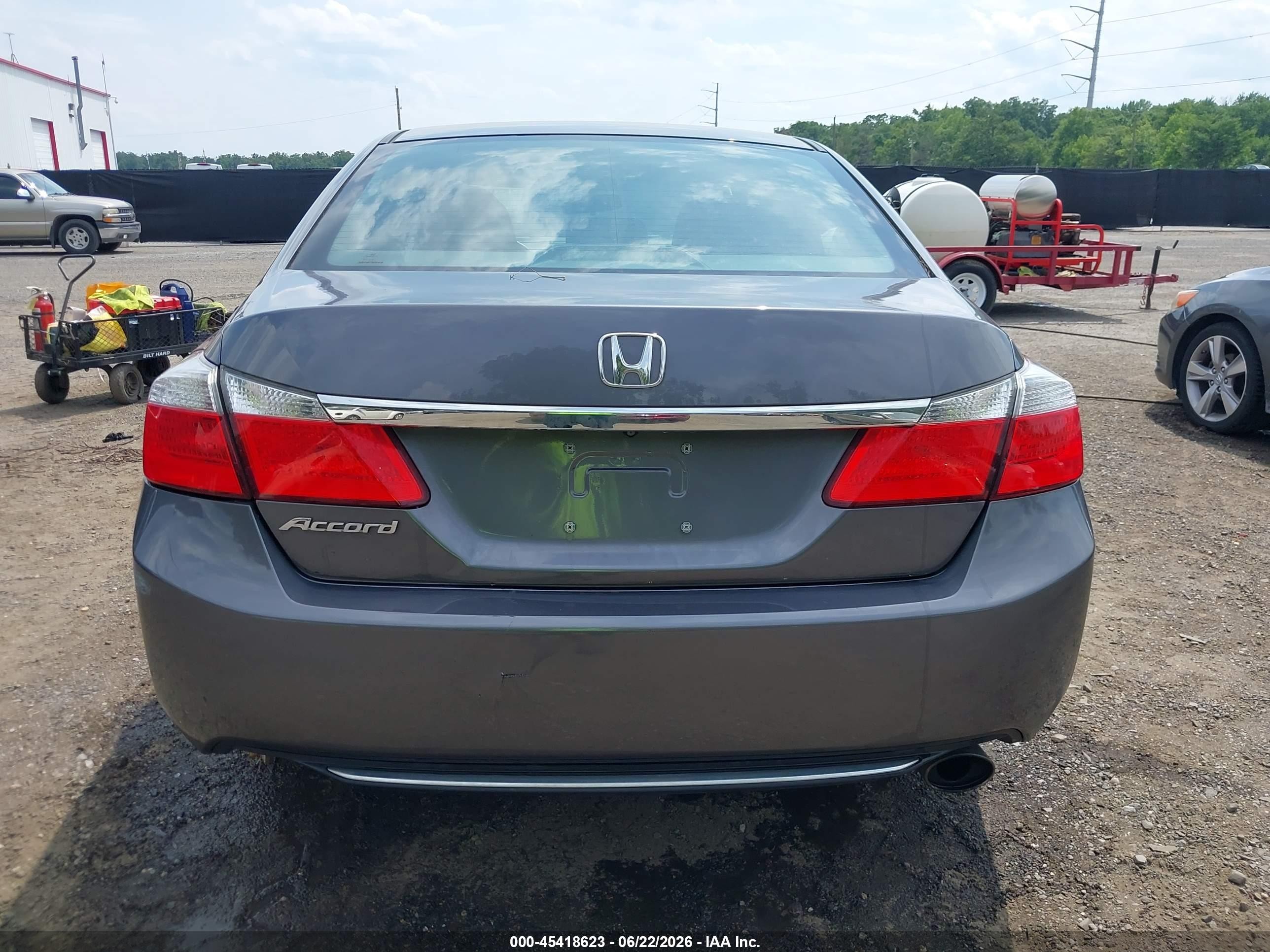 2013 Honda Accord Lx Gray vin: 1HGCR2F35DA230148