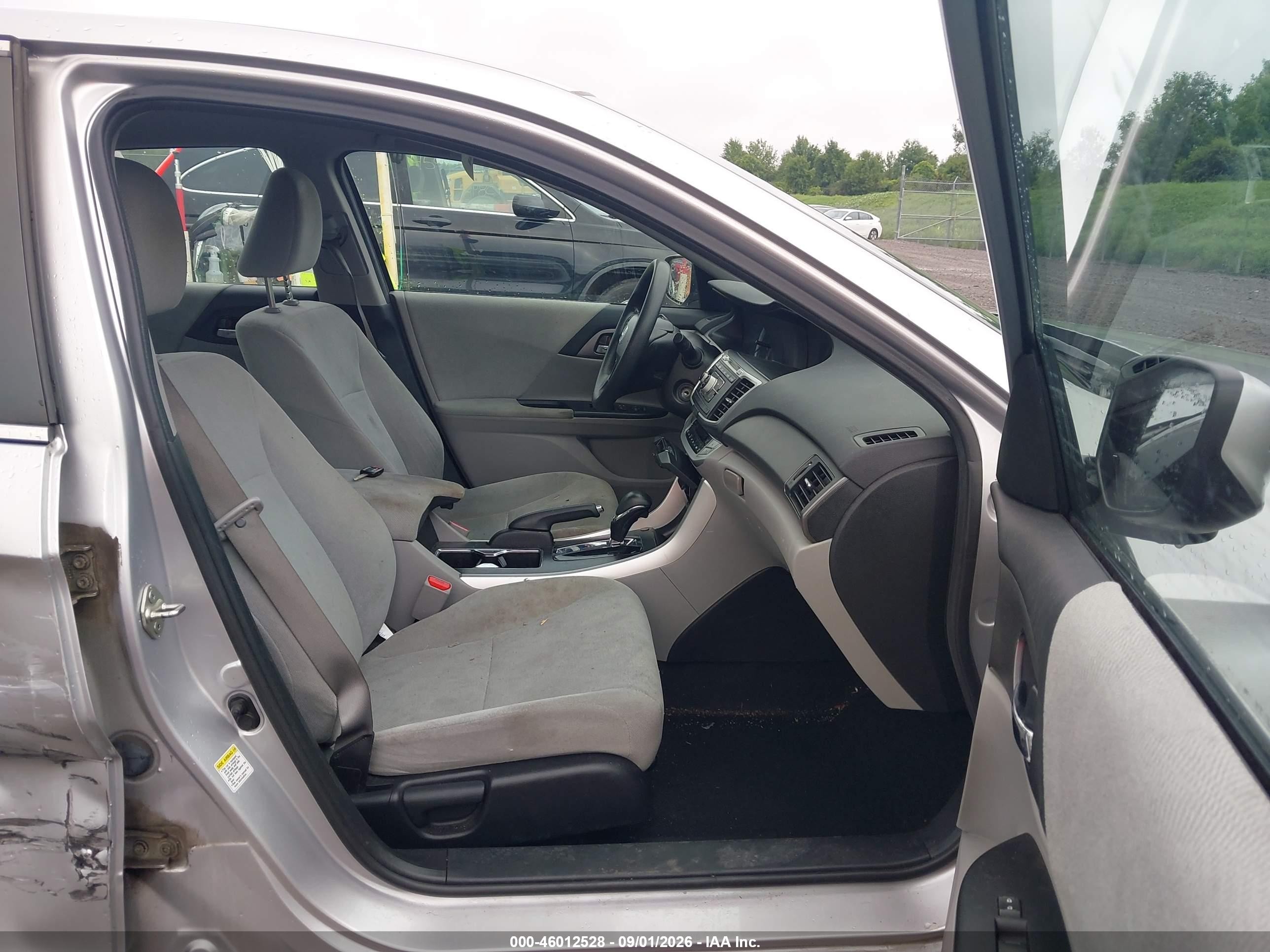 2013 Honda Accord Lx Silver vin: 1HGCR2F35DA277566