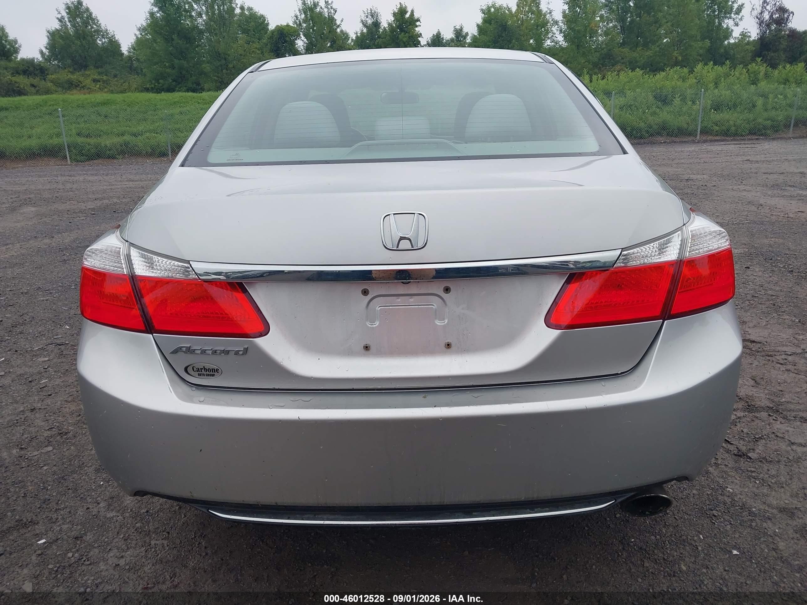 2013 Honda Accord Lx Silver vin: 1HGCR2F35DA277566