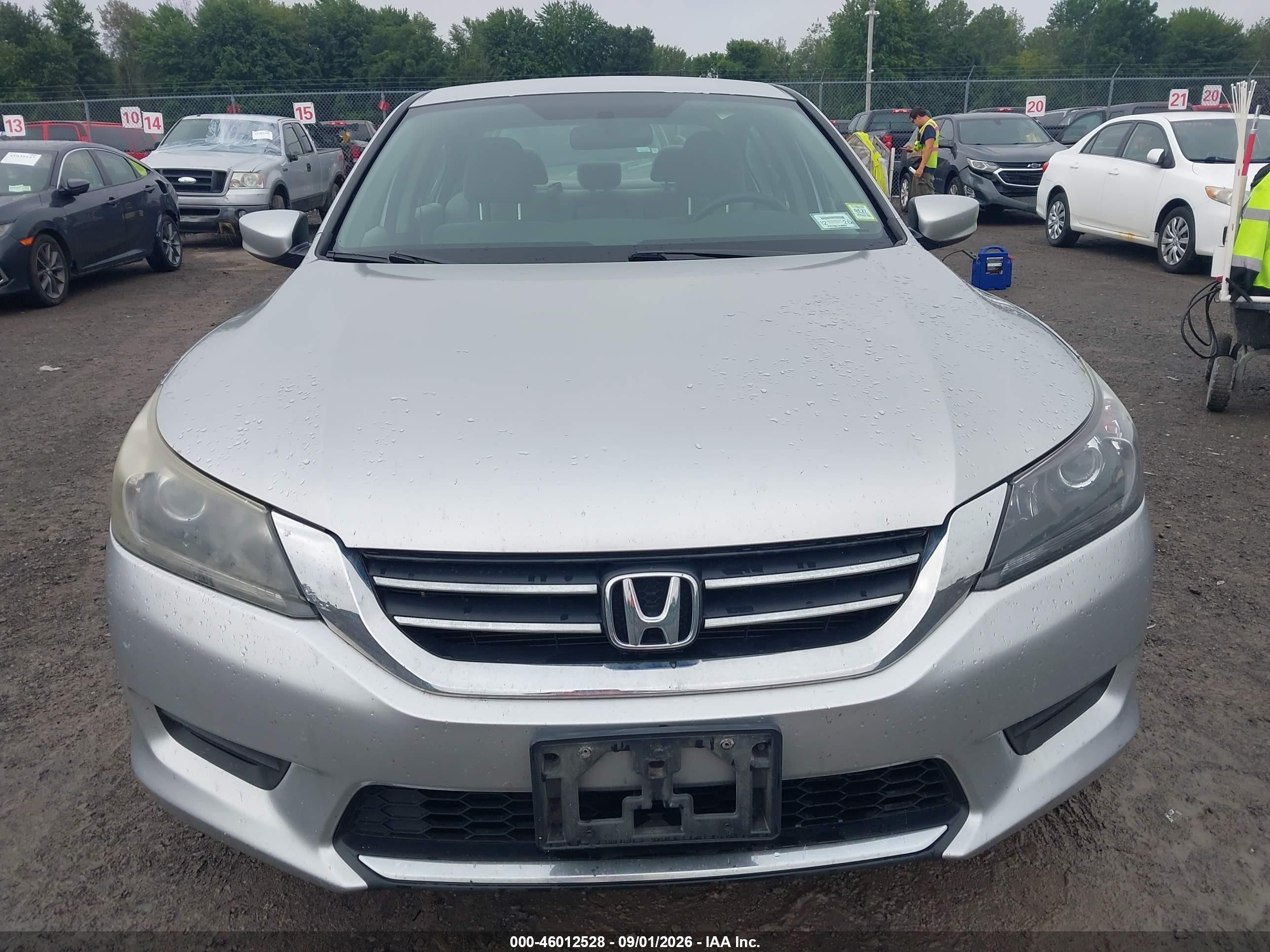 2013 Honda Accord Lx Silver vin: 1HGCR2F35DA277566