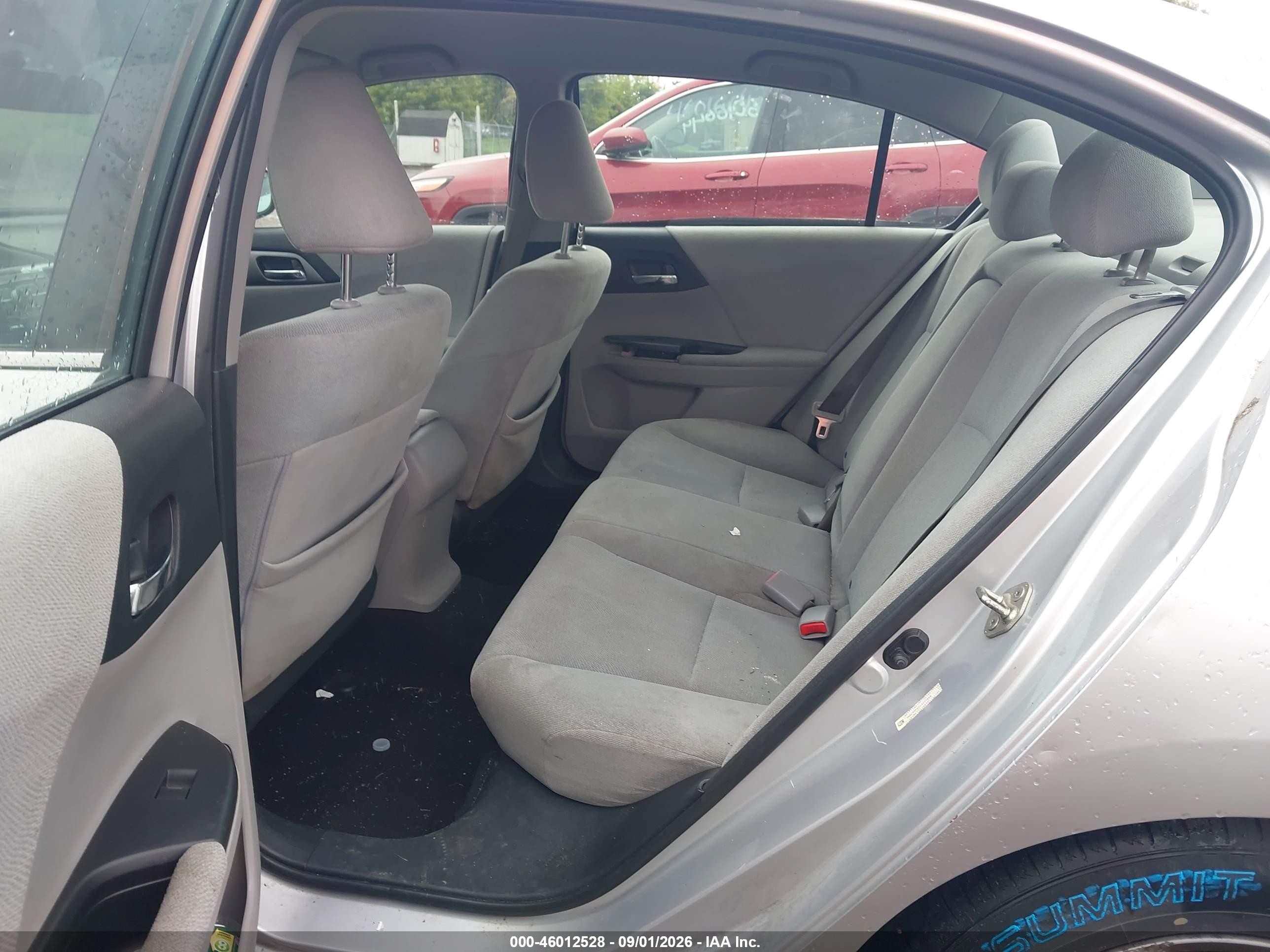 2013 Honda Accord Lx Silver vin: 1HGCR2F35DA277566
