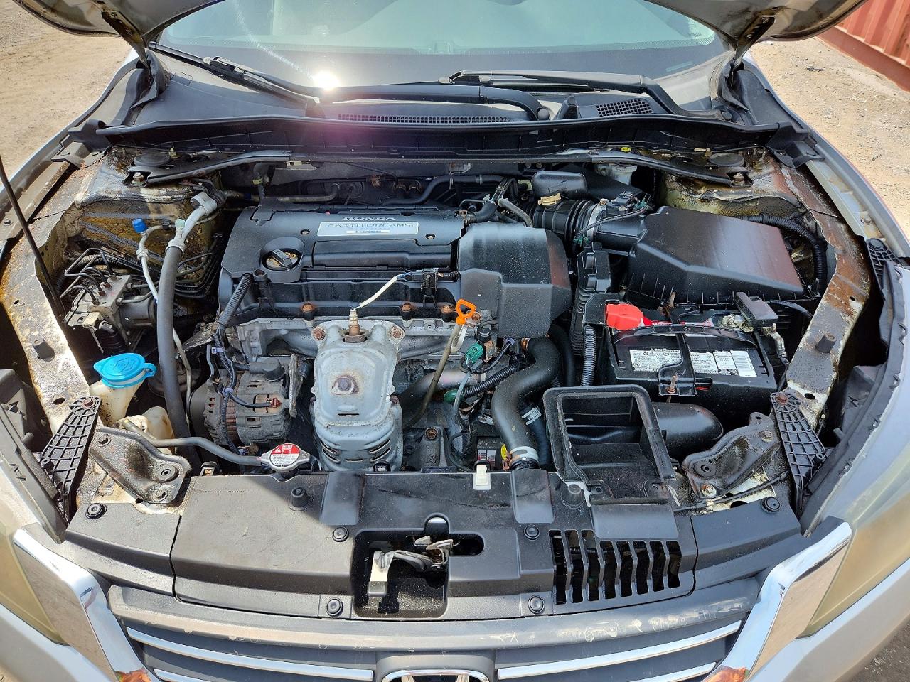 2013 Honda Accord Lx Silver vin: 1HGCR2F35DA806918