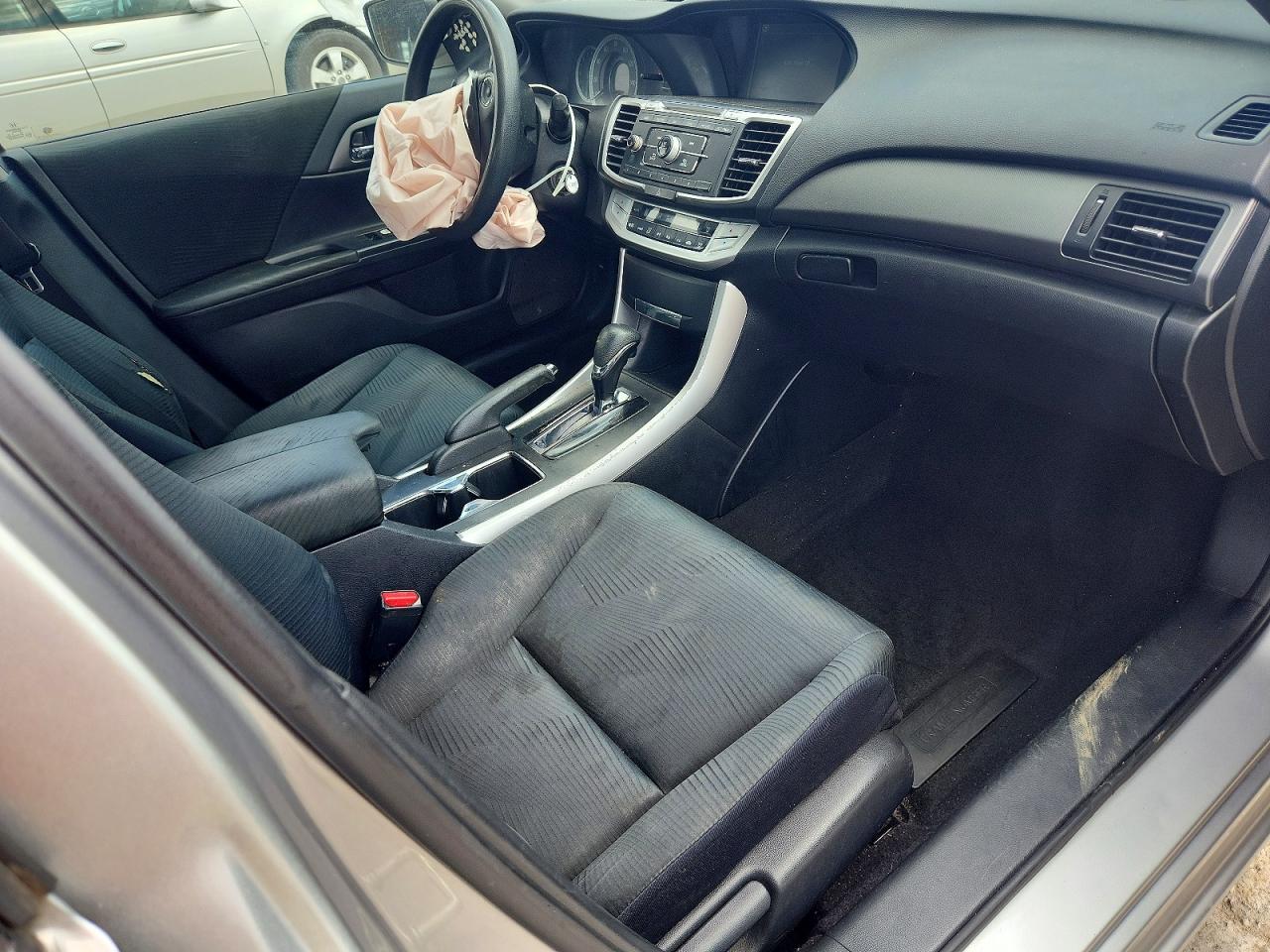 2014 Honda Accord Lx Серебряный vin: 1HGCR2F35EA132397