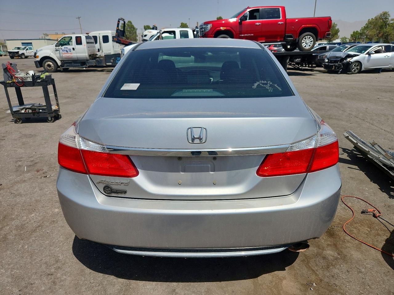 2014 Honda Accord Lx Silver vin: 1HGCR2F35EA155369