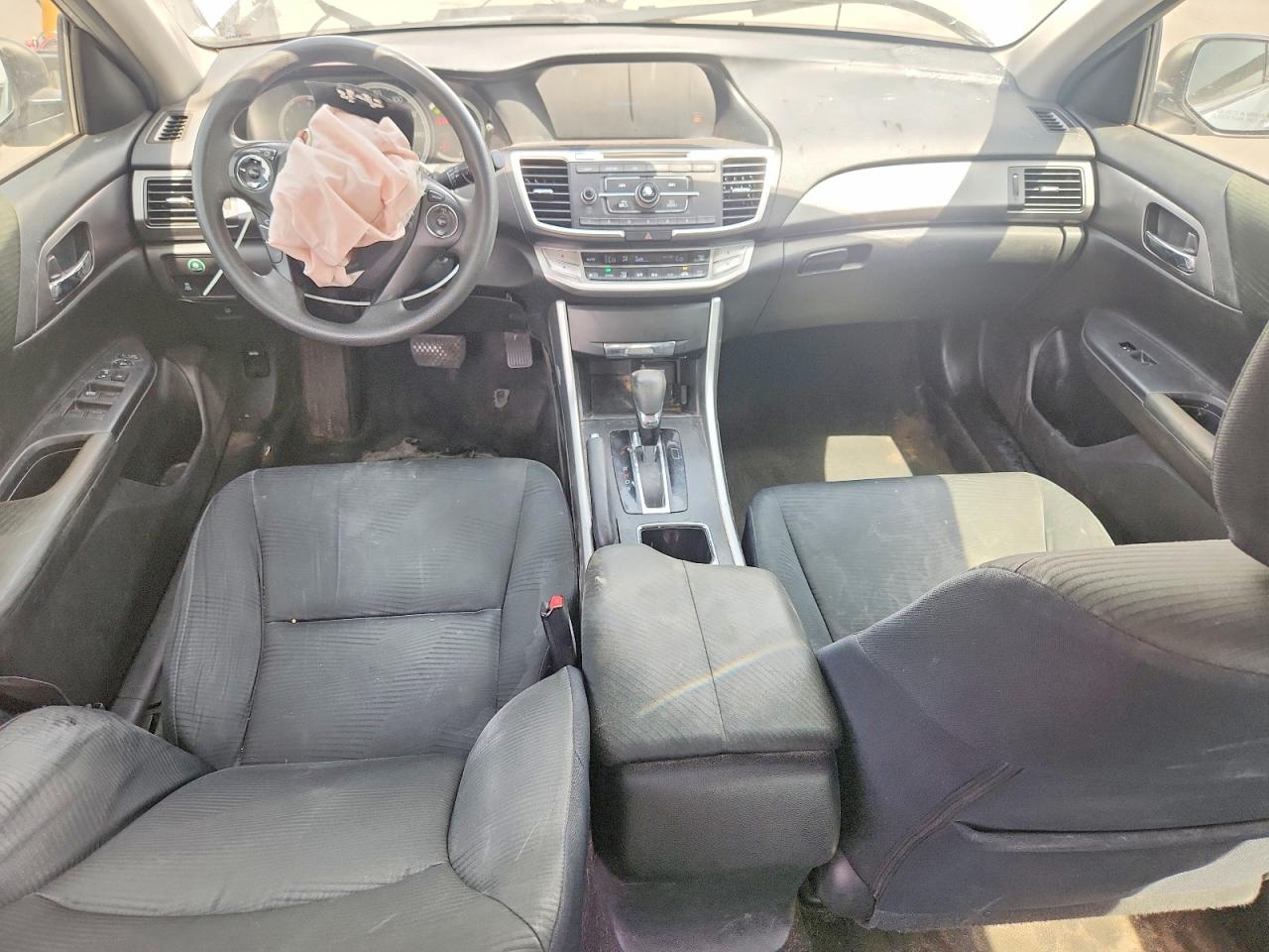 2014 Honda Accord Lx Silver vin: 1HGCR2F35EA155369