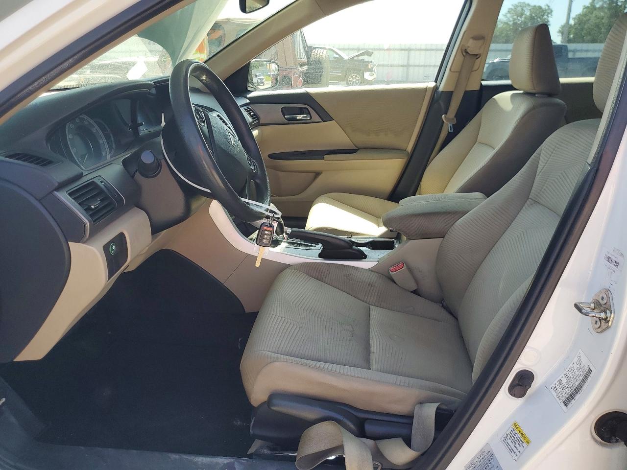 2014 Honda Accord Lx White vin: 1HGCR2F35EA210550